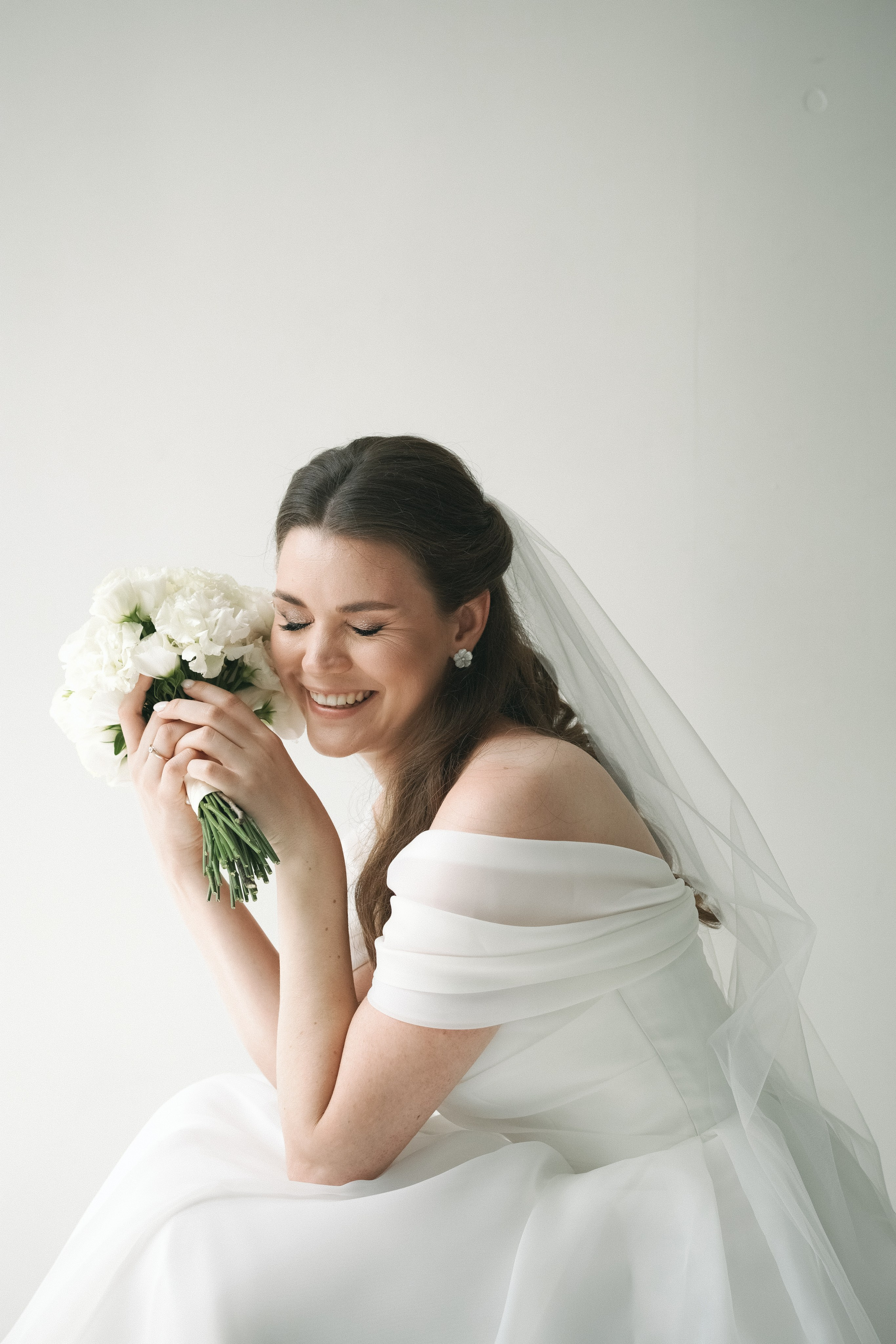 Свадебная история в студии. Свадебный и семейный фотограф Афанасьева Анна в Кисловодске