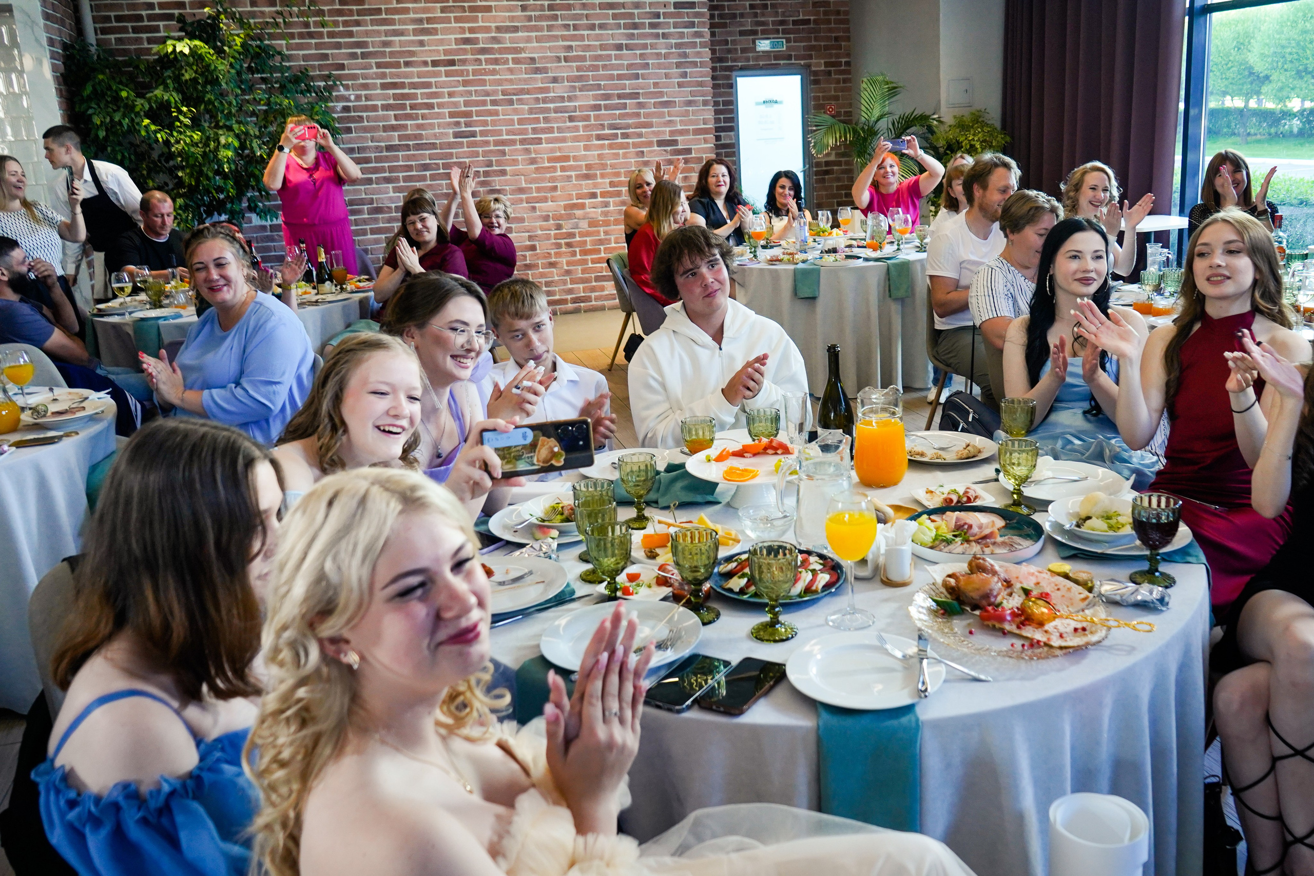 Выпускной вечер, гимназия № 40, 9 класс. Семейный и портретный фотограф в Екатеринбурге Анна Лобанова