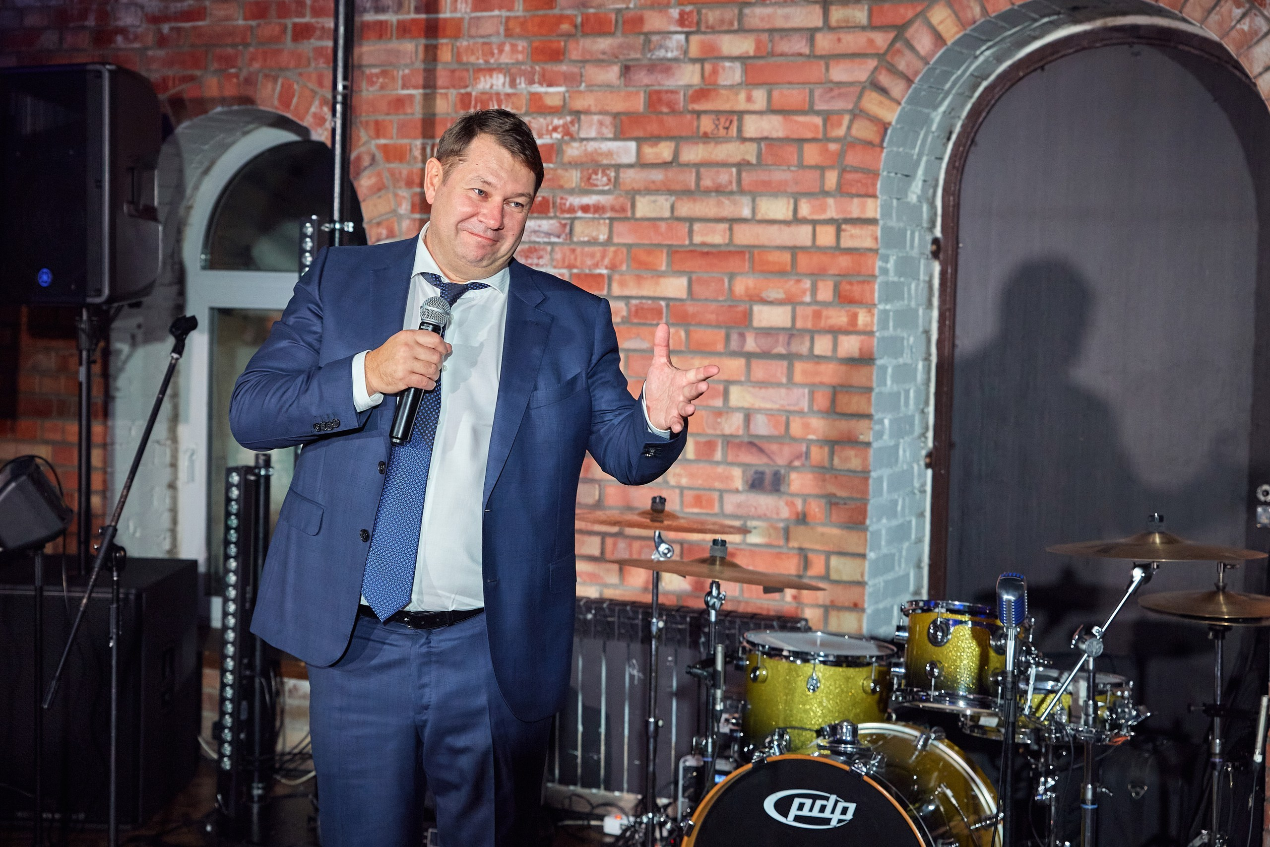 Компания Clarity / Пространство HIDE. Антон Артюшин, портретный фотограф. Москва