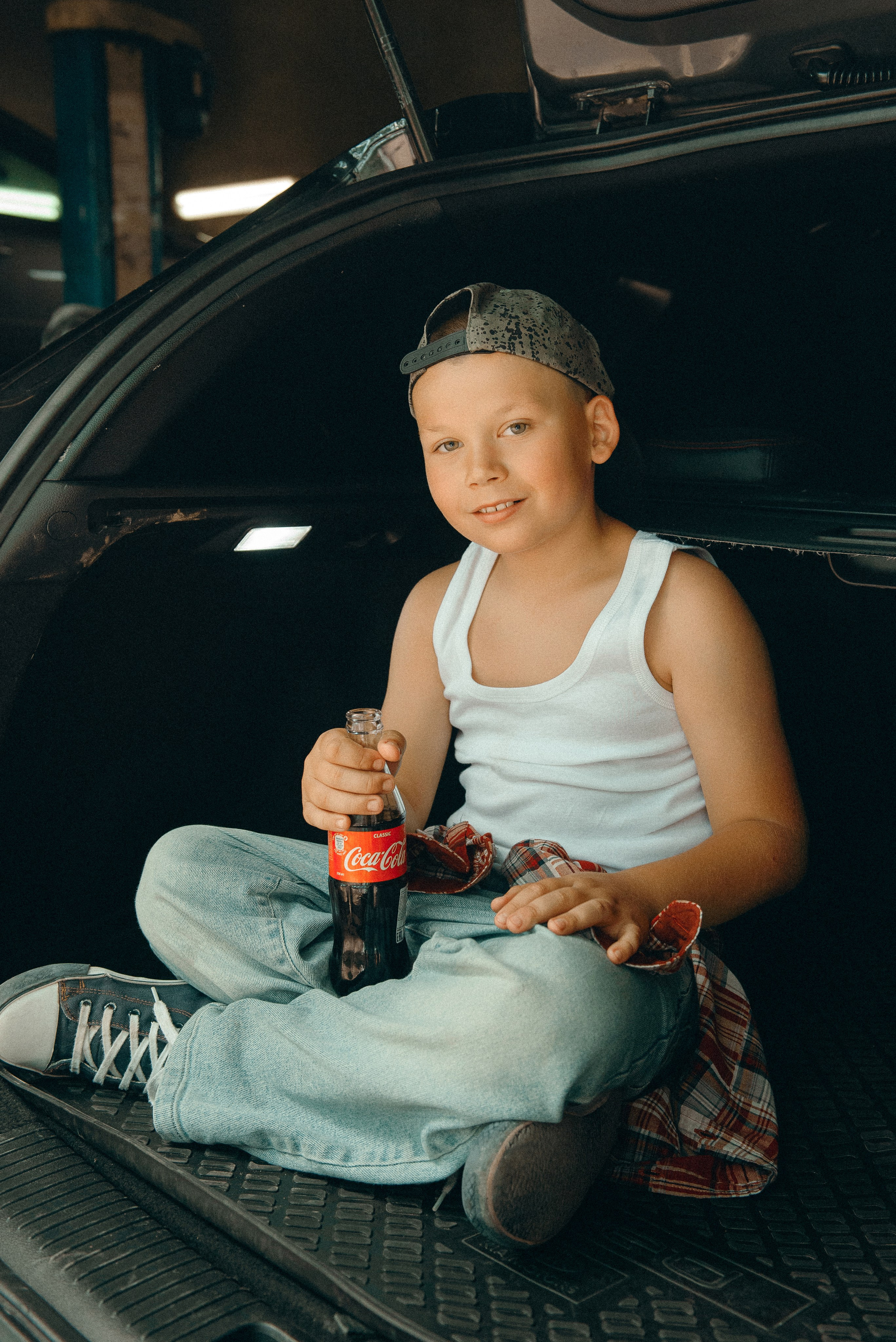 Гараж. Римма Гусакова. Выпускные фотокниги. Детские и семейные фотосессии