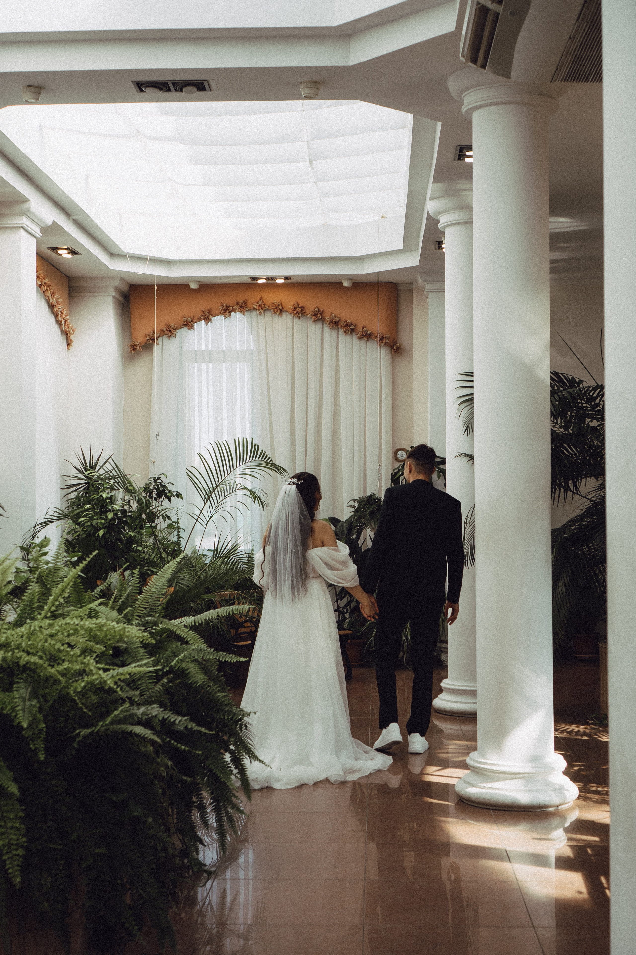 СВАДЕБНАЯ СЬЕМК В ПАРКЕ 300-ЛЕТИЯ. Профессиональный фотограф, Санкт-Петербург — Виктория Богомолова