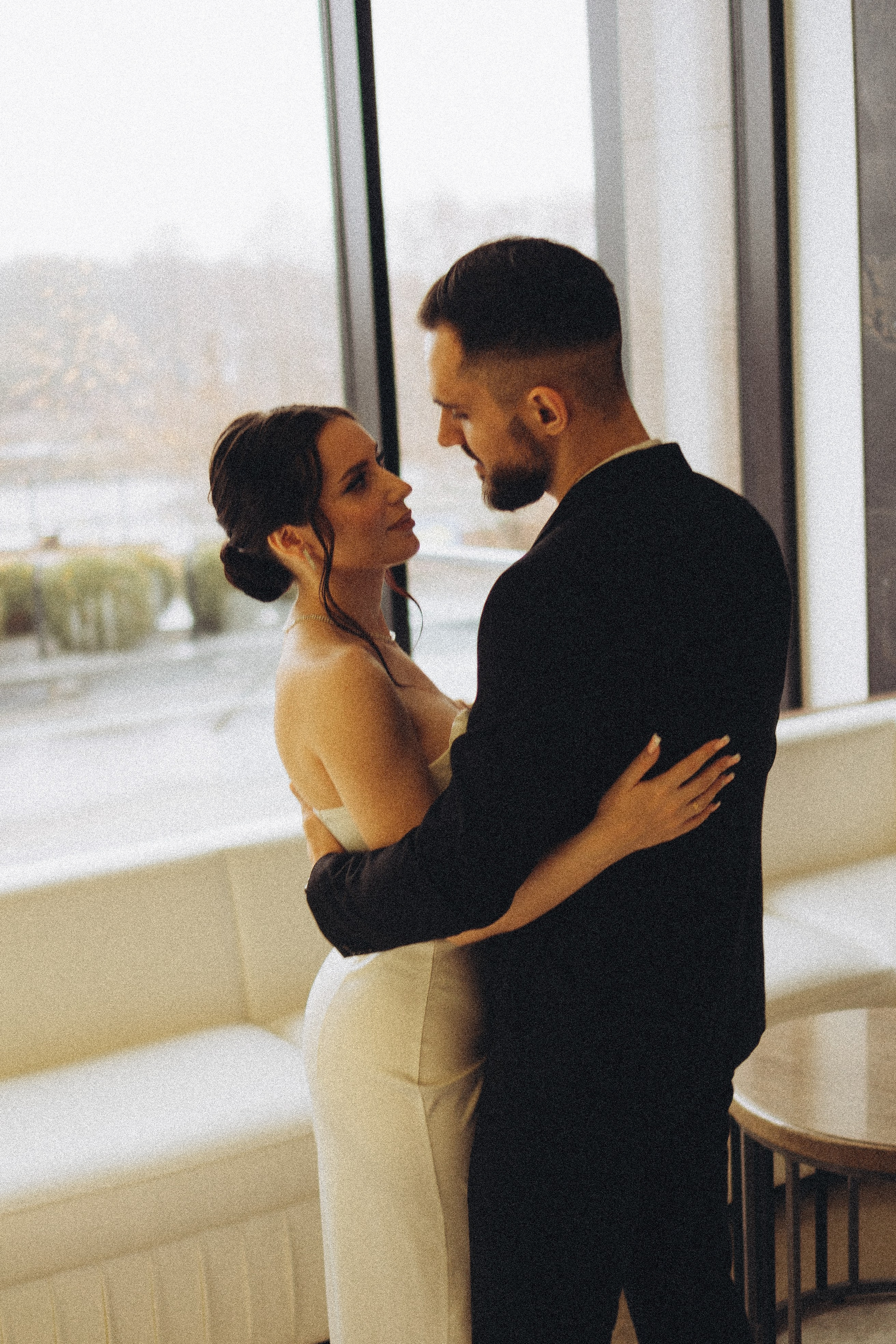 СВАДЕБНАЯ СЬЕМКА СБОРОВ ЖЕНИХА И НЕВЕСТЫ В ОТЕЛЕ И ТАКЖЕ ФОТОСЕССИИЯ В ОТЕЛЕЕ МЕГАПОЛИС БРЯНСК. Профессиональный фотограф, Санкт-Петербург — Виктория Богомолова