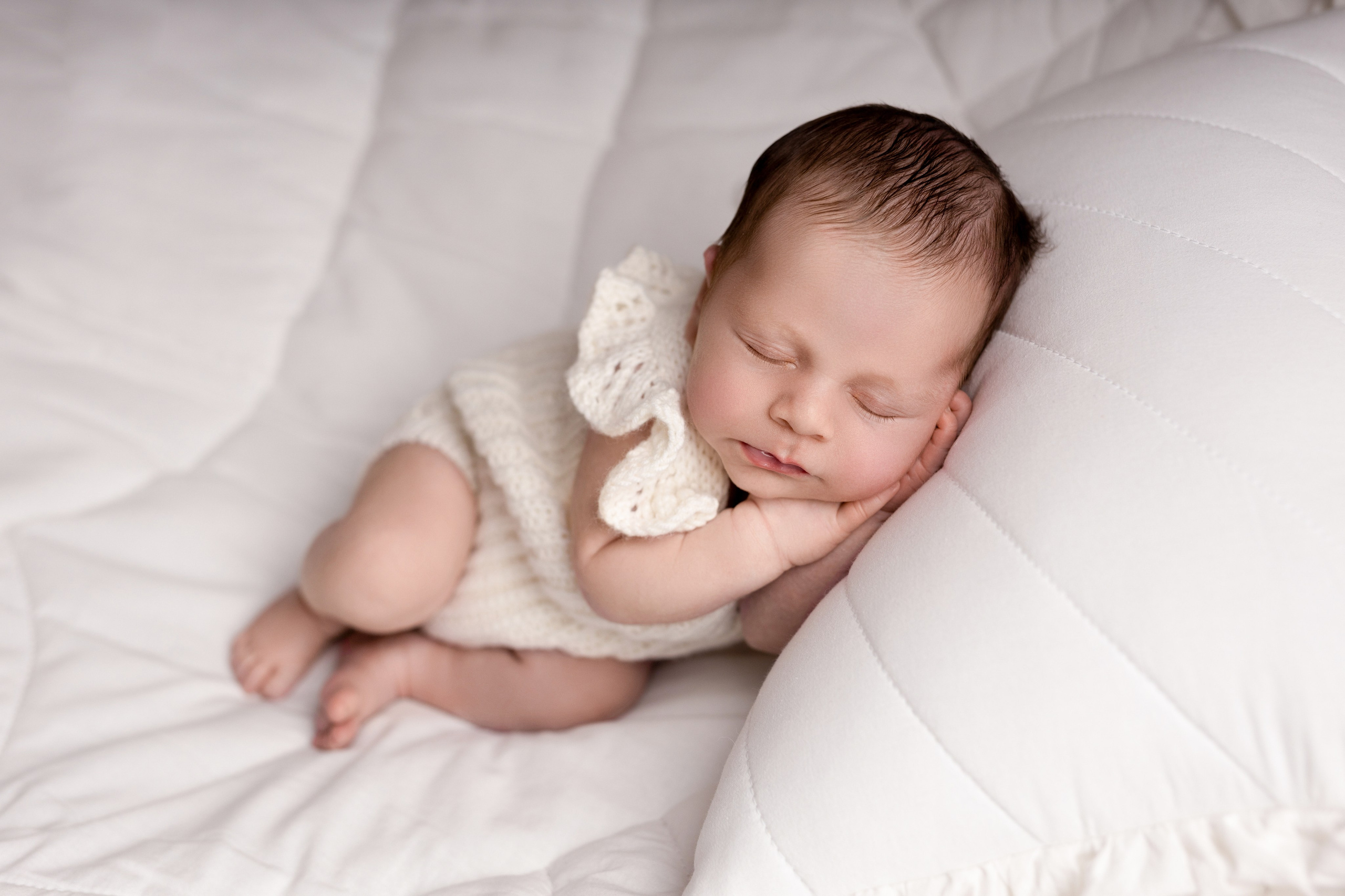 Фотограф новорожденных | Екатерина | Портфолио и цены | Съемка в студии и дома. Фотограф уникального направления ньюборн в Москве Екатерина Буценина