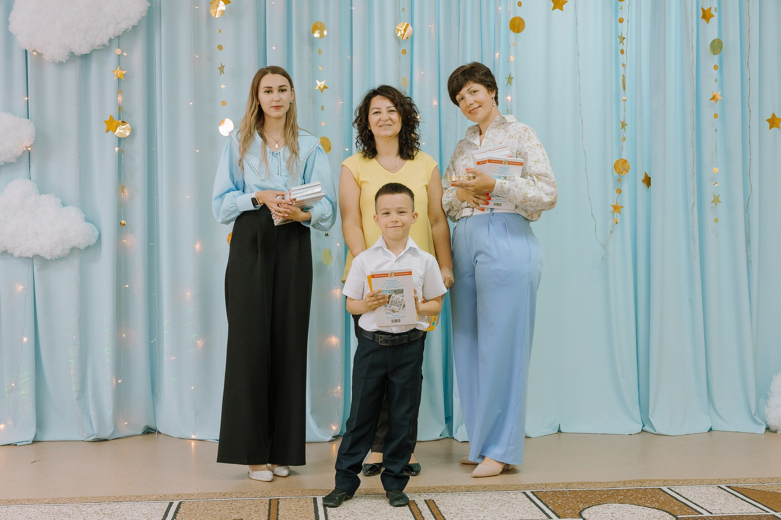 Выпускной в ДС -29. Выпускные альбомы Натальи Бутко: Новороссийск, Анапа, Геленджик