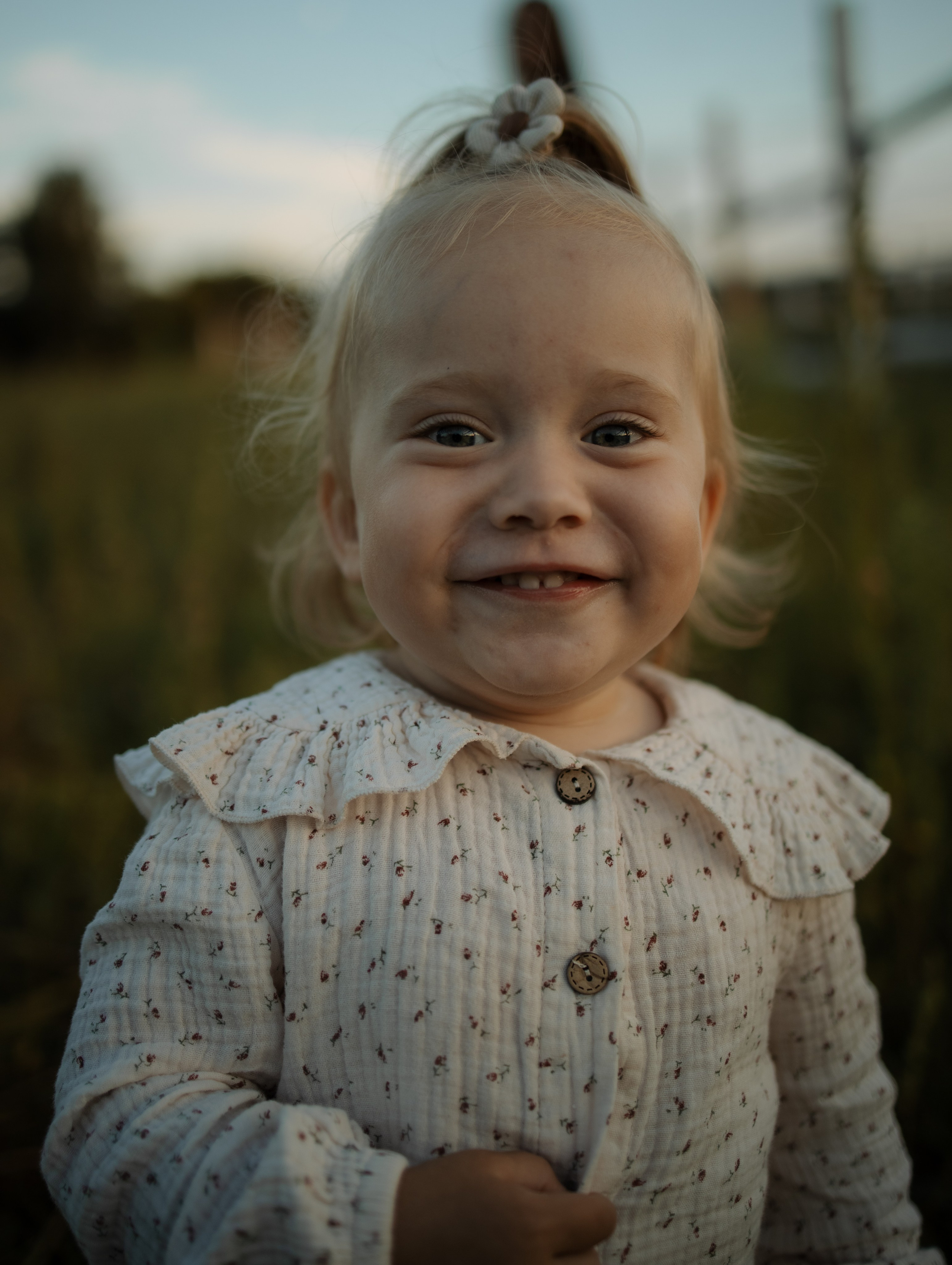 Фотосессия мамы и дочки в поле. Фотограф Углич и Ярославль Ольга Тятюшкина