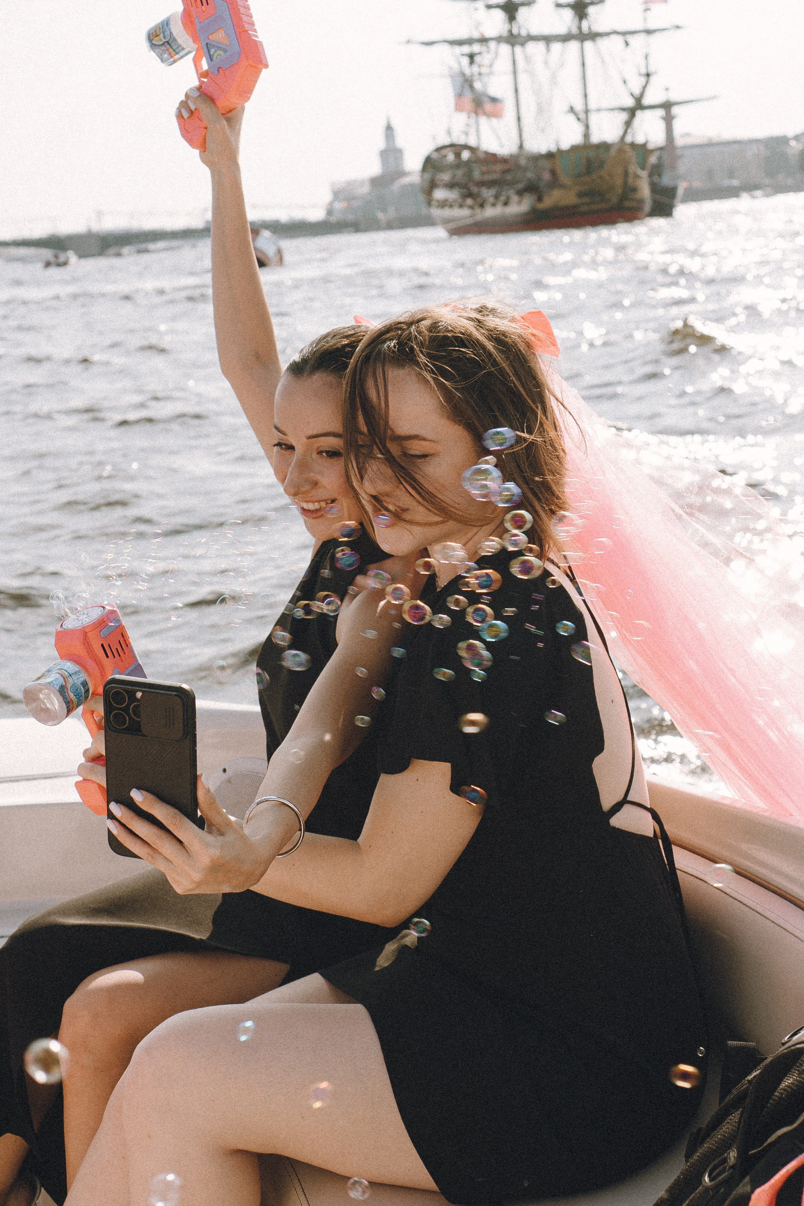 ДЕВИЧНИК НА КАТЕРЕ. Профессиональный фотограф, Санкт-Петербург — Виктория Богомолова