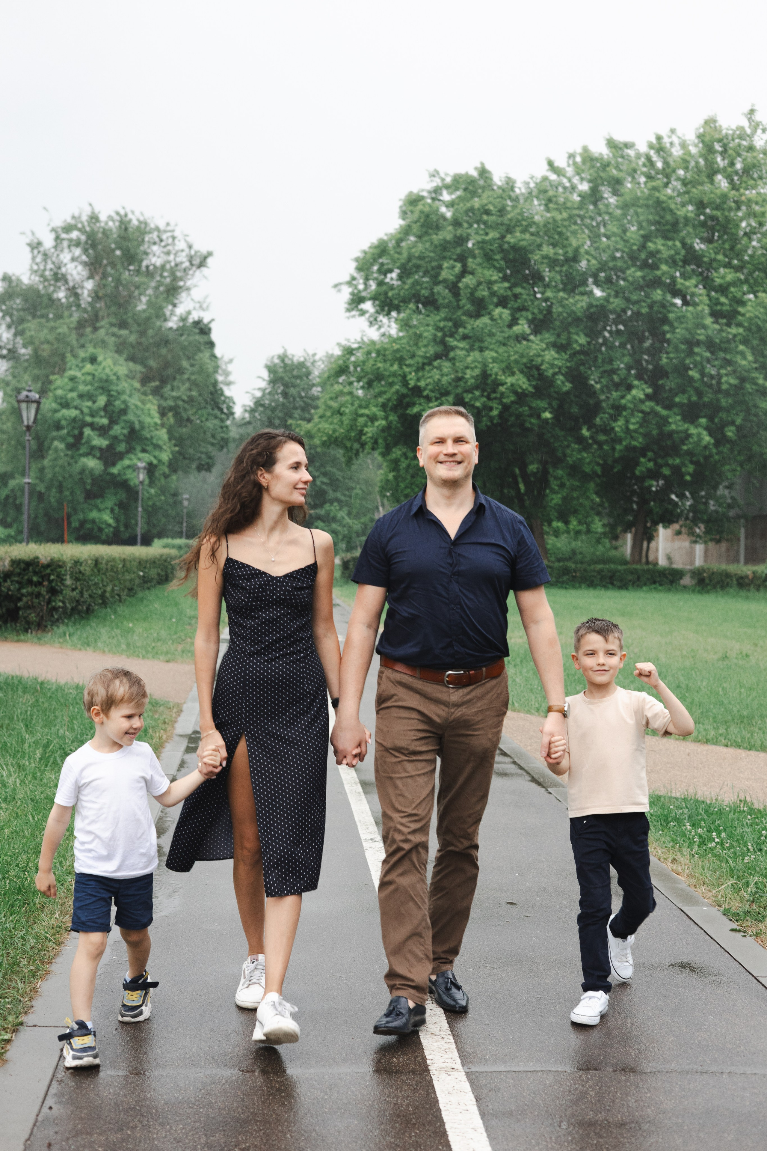 Андрей, Лиза с сыновьями. Портретный, свадебный, репортажный фотограф во Владивостоке Юлиана Джули Фокс