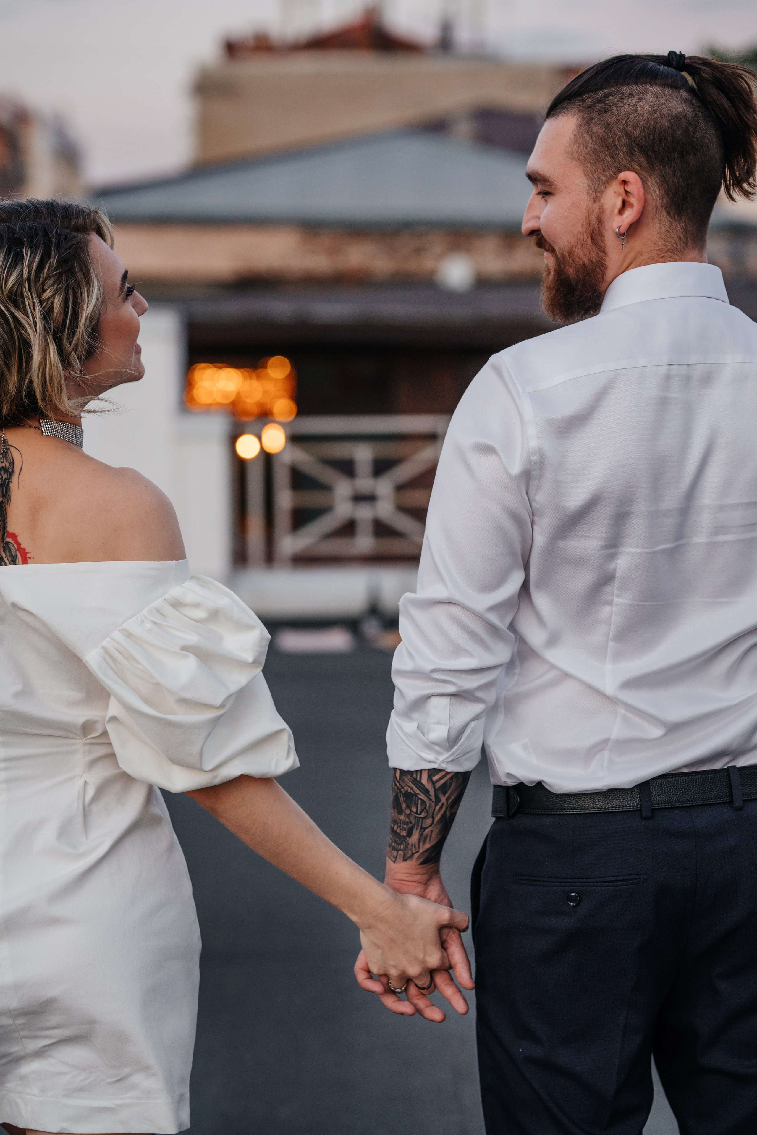 Свадебная прогулка по городу. Денис и Кристина. Свадебный и семейный фотограф Надежда Соловьева