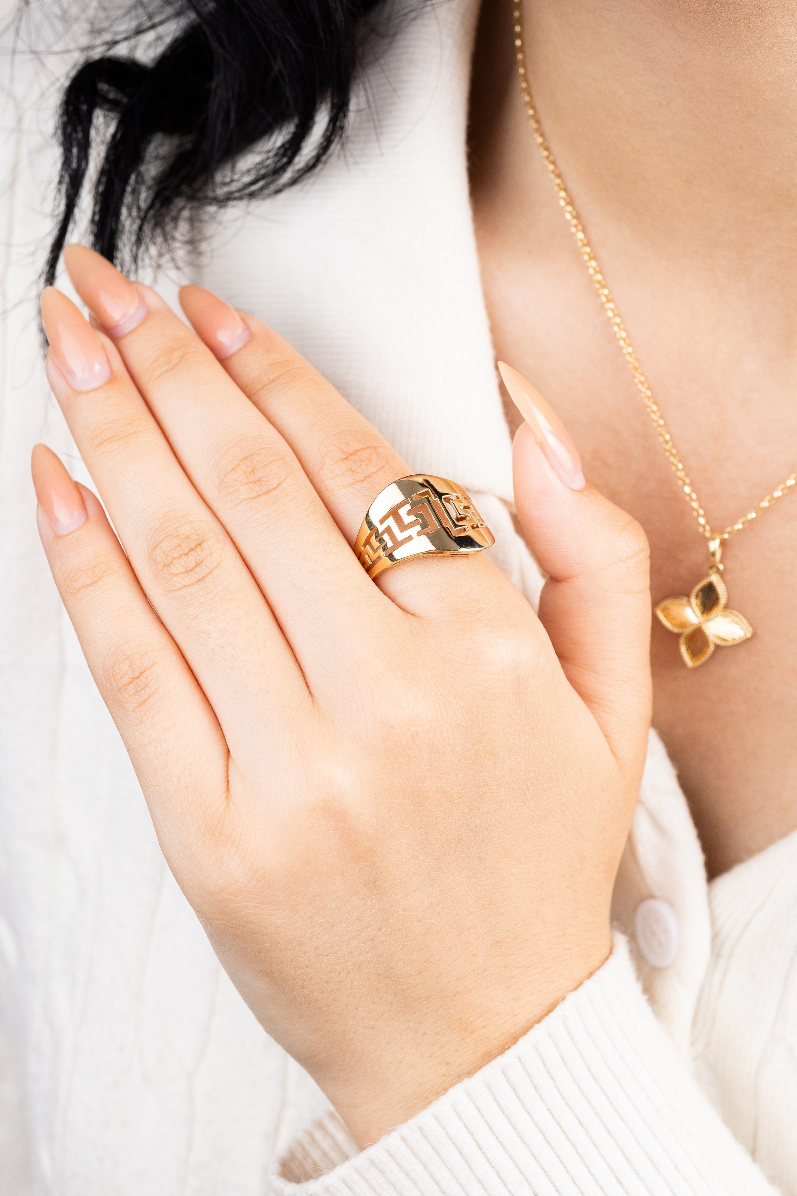 Рекламная съемка ювелирных изделий. Рекламный фуд фотограф и видеограф в Астане Алина Лысенко