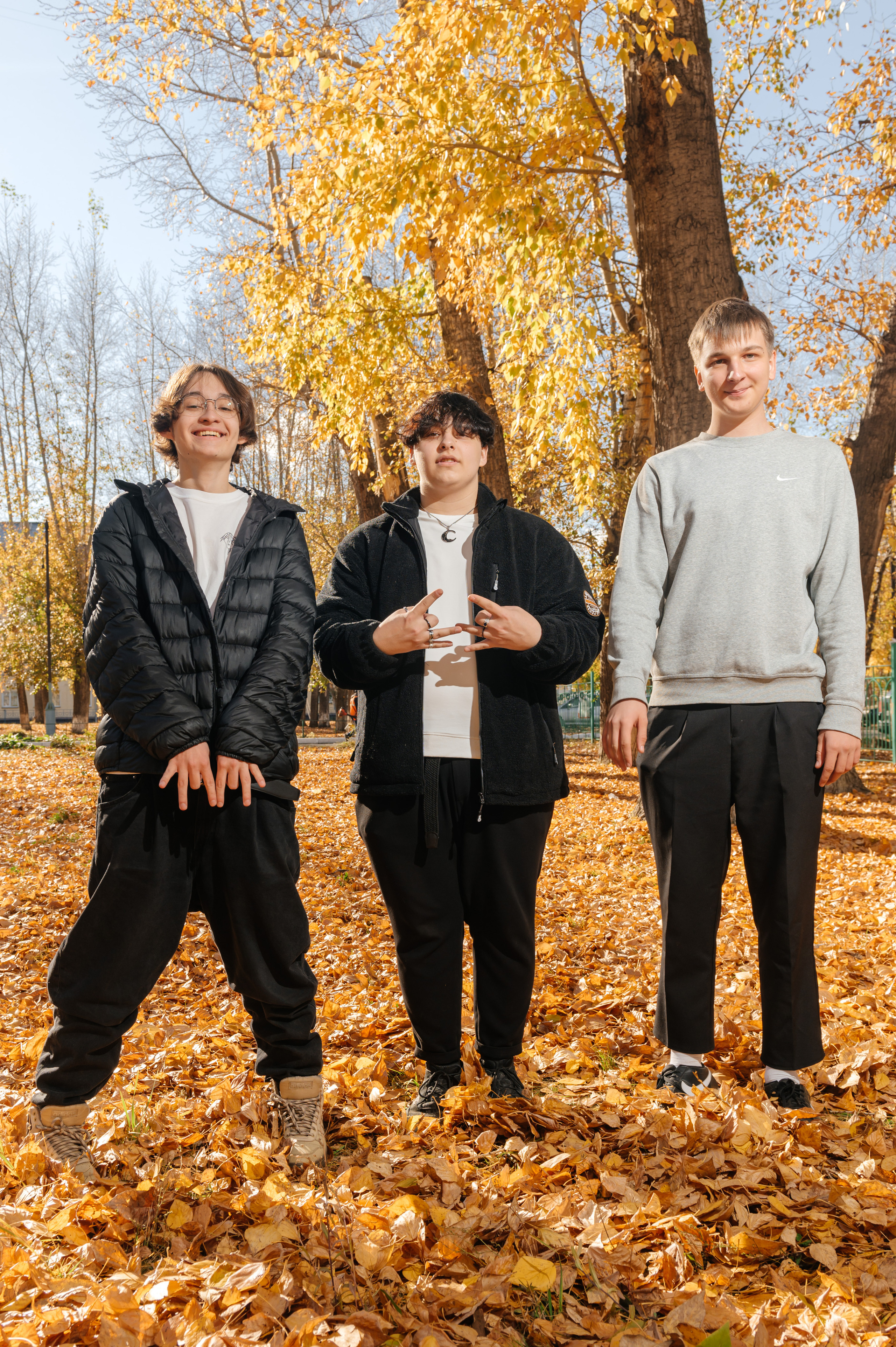 Групповая школьная фотография