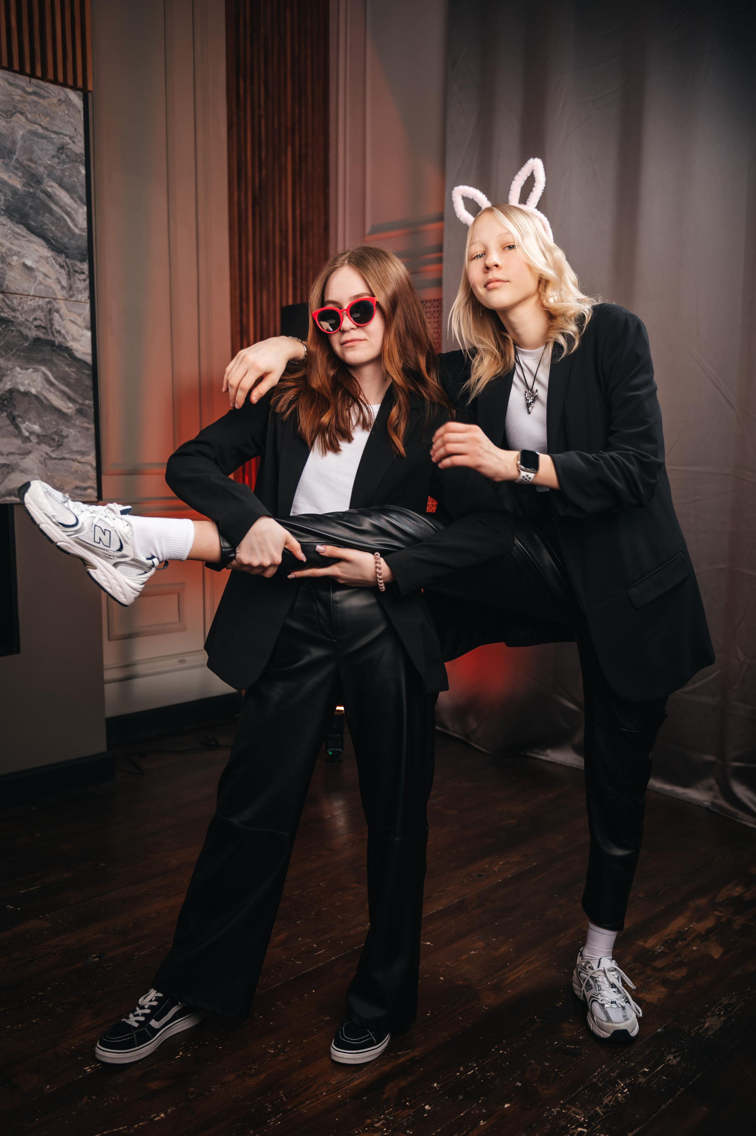 Старшие классы. Современные выпускные альбомы в Новосибирске