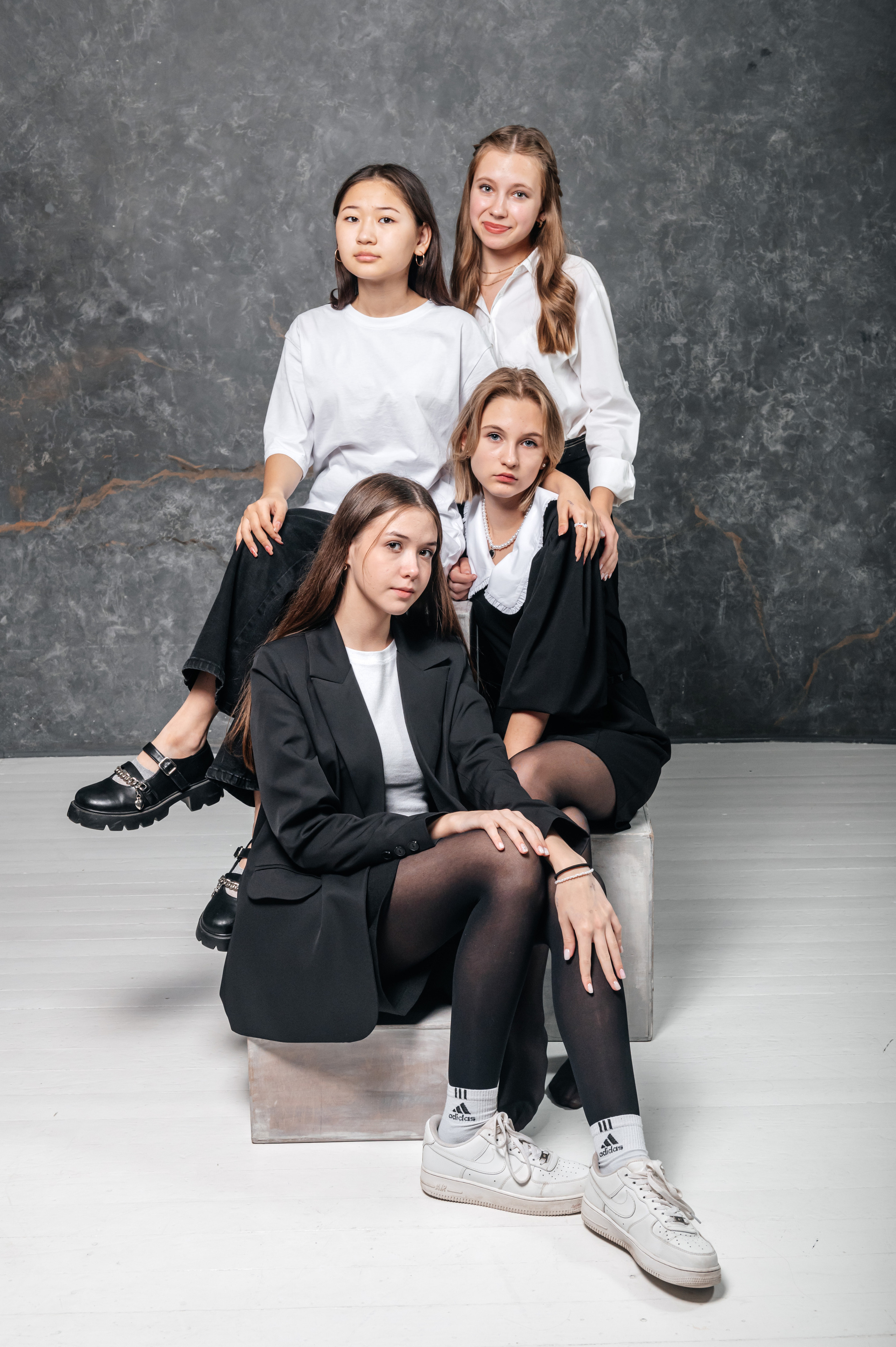 Старшие классы. Современные выпускные альбомы в Новосибирске