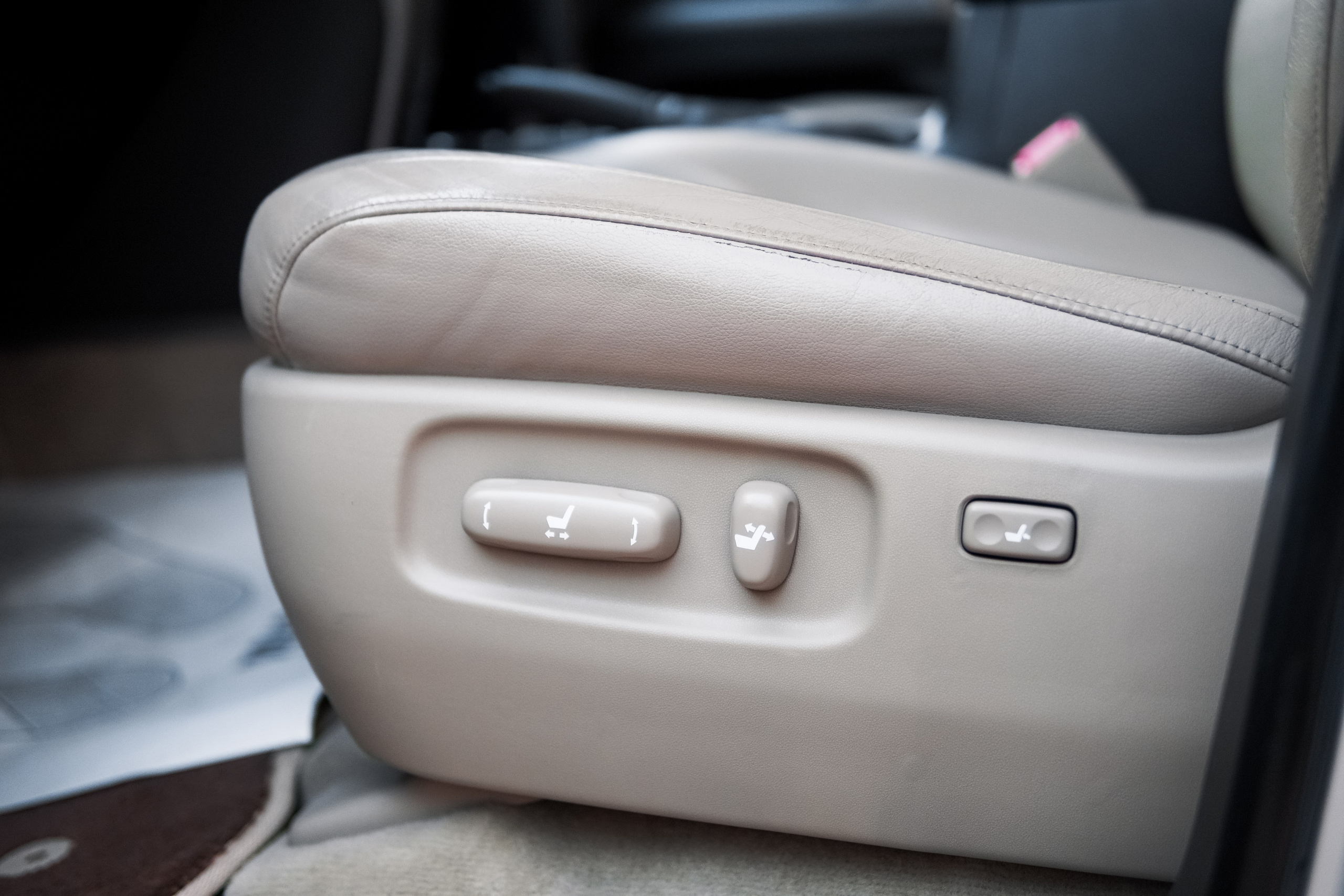 Toyota Land Cruiser 200. AutoAlexArt