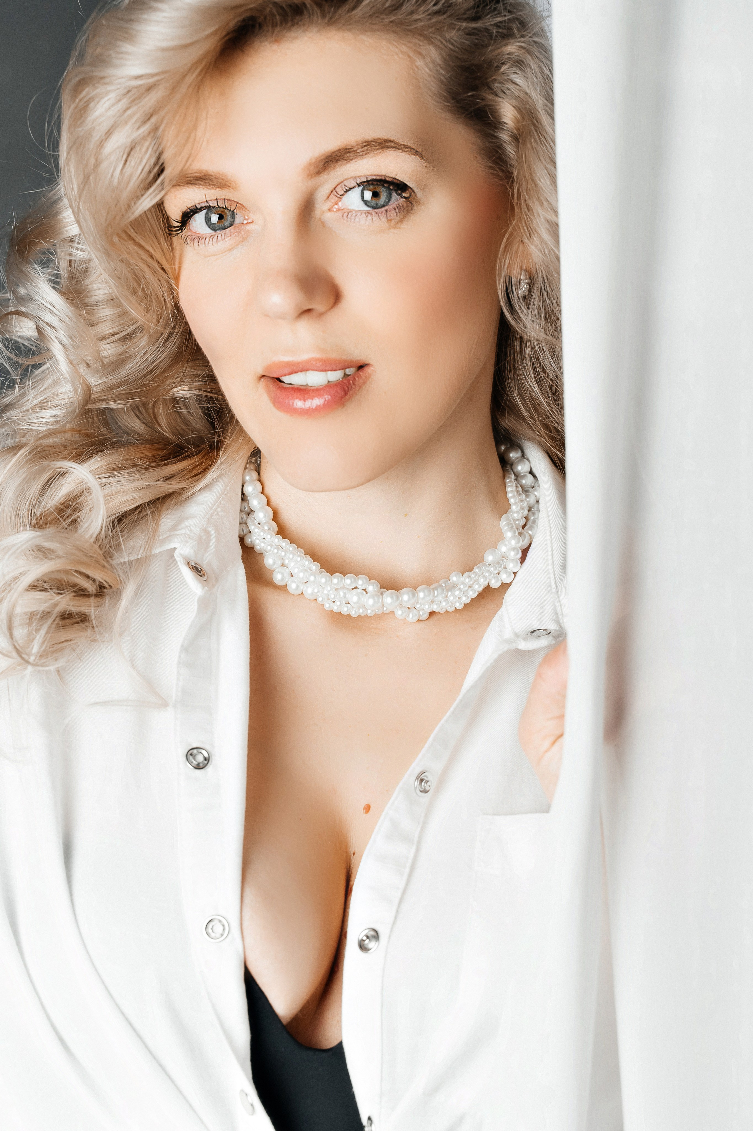 Съемки в интерьере студий. Виктория Алпеева — фотограф по любви