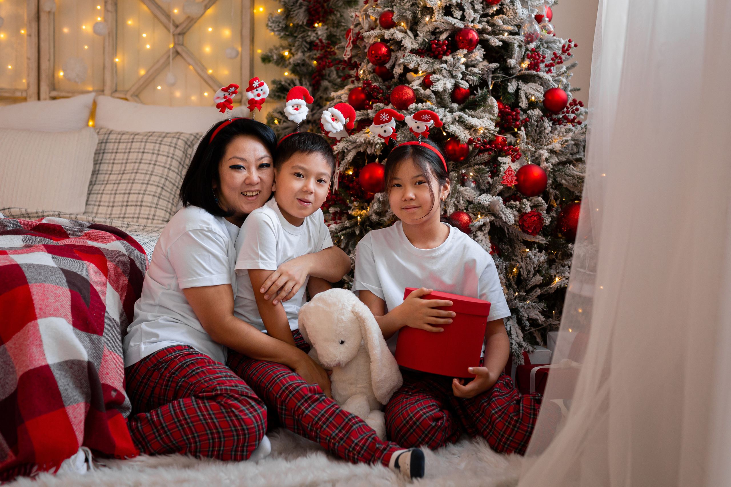 Новогодняя фотосессия в студии. Семейный фотограф Алёна Шаталова