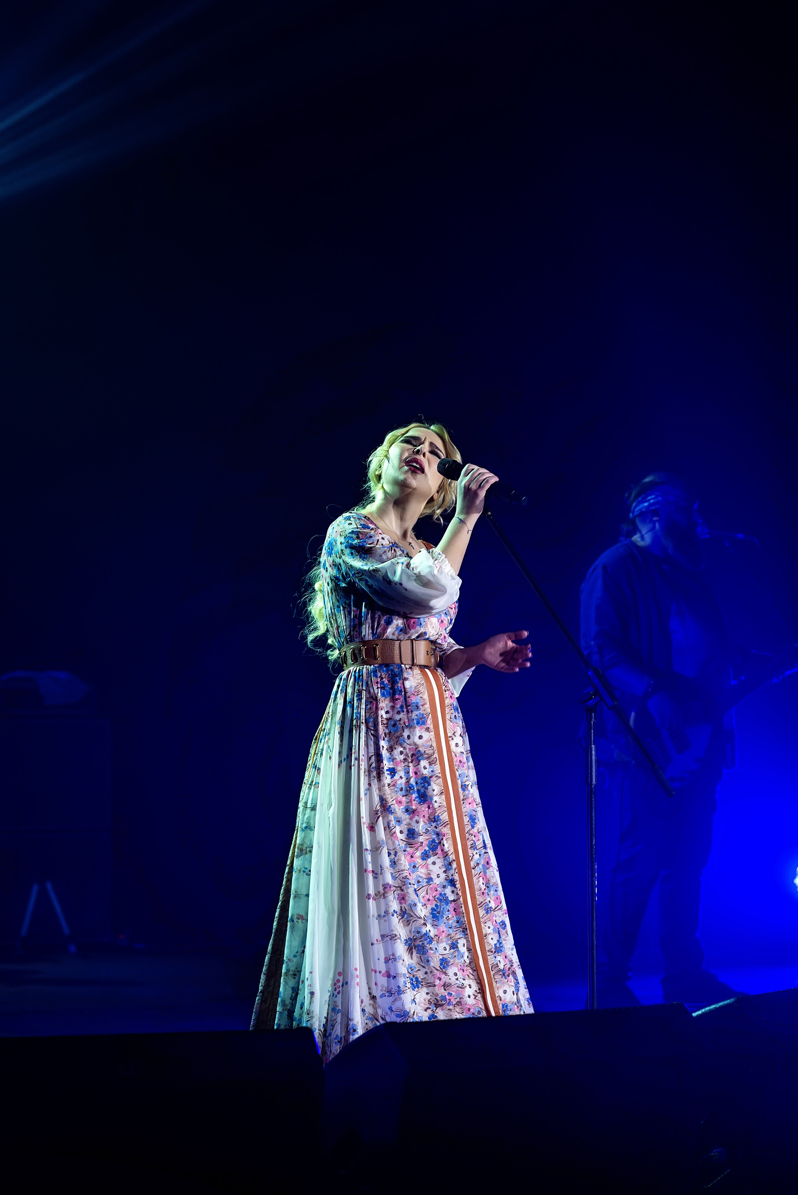 Концерт Пелагеи. Школьный, фэшн фотограф в Тюмени и в России Ирина Королева