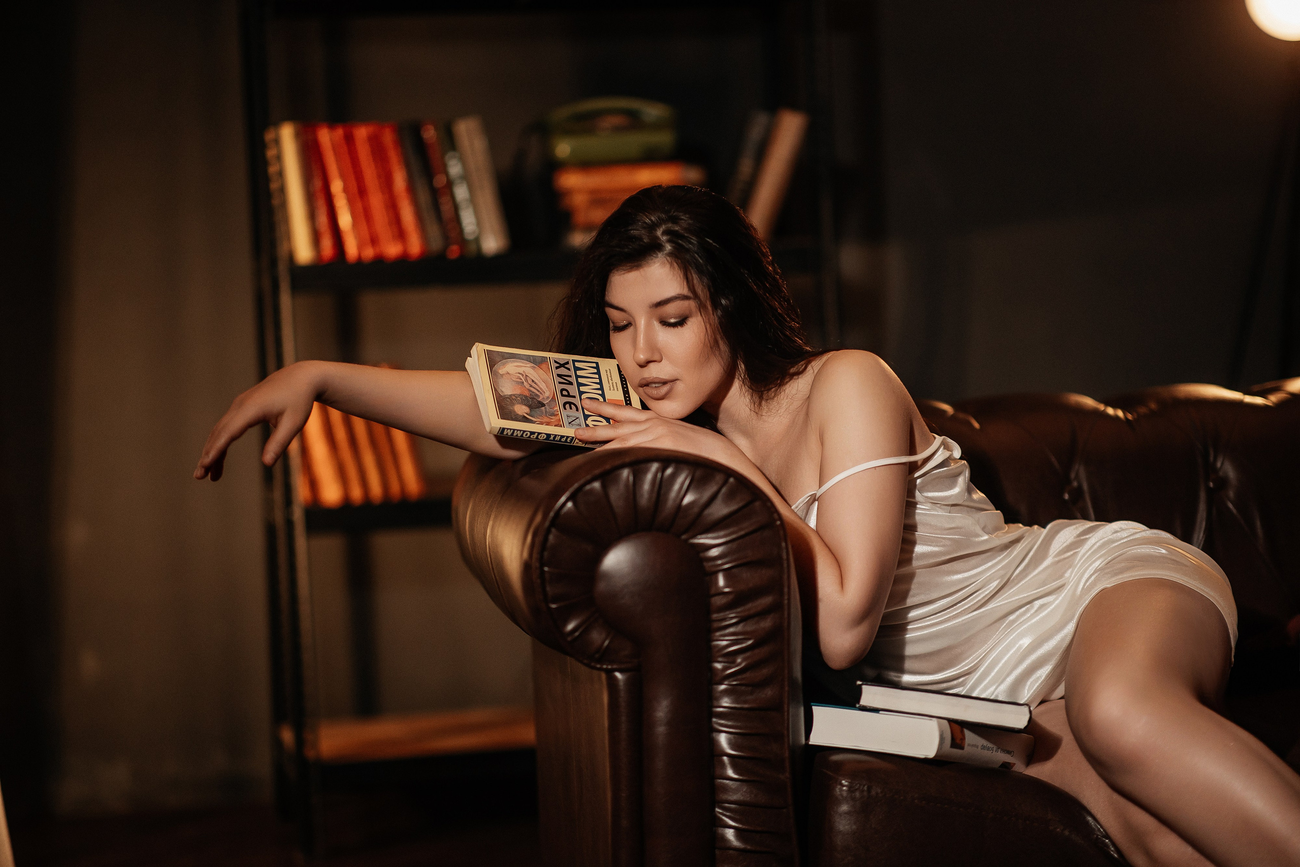 Библиотека. Свадебный и портретный фотограф Алина Иванова. Екатеринбург-Москва