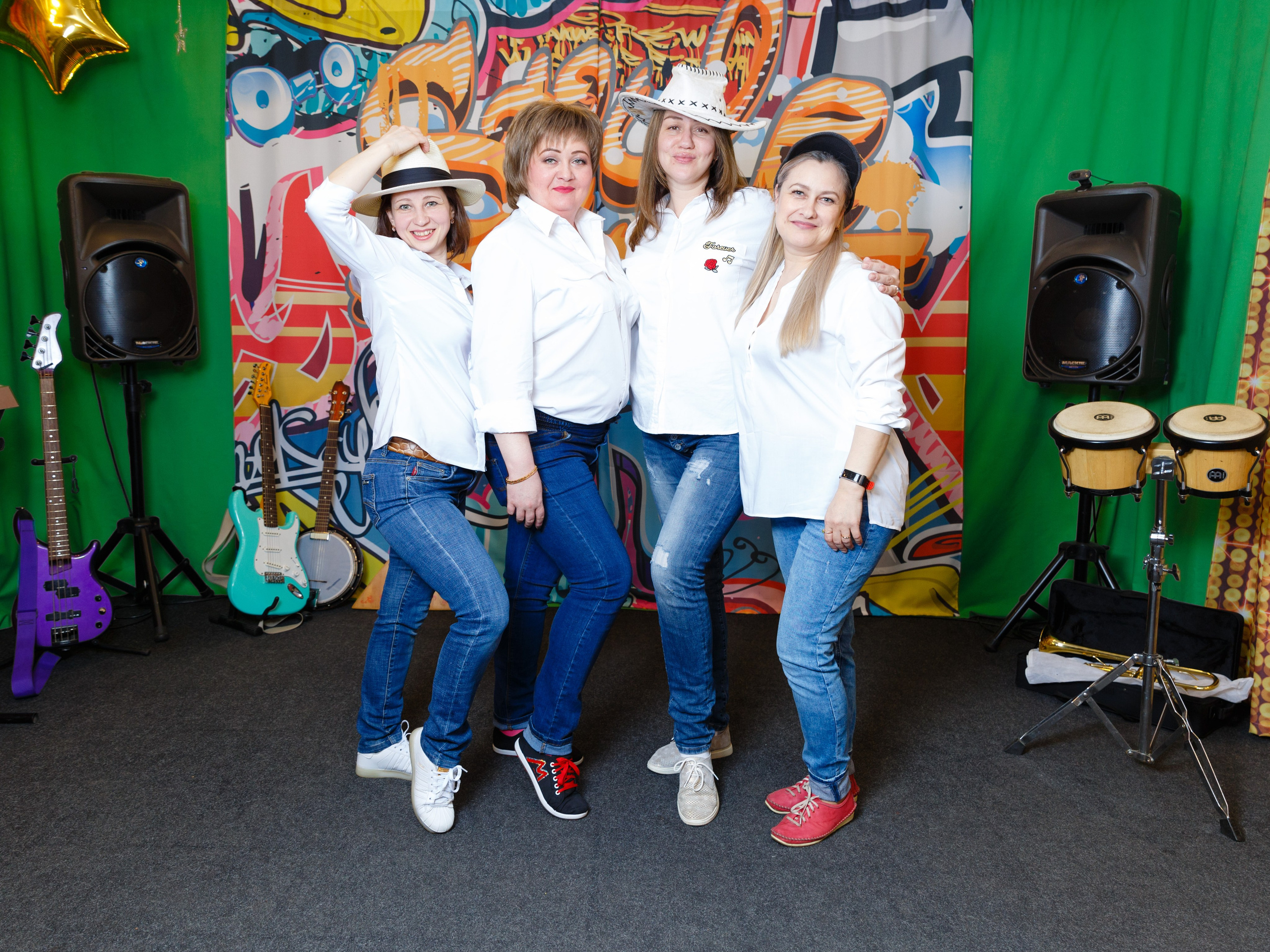 Фотогалерея благотворительного конкурса «Моя прекрасная мама». Выпускные альбомы Красноярск