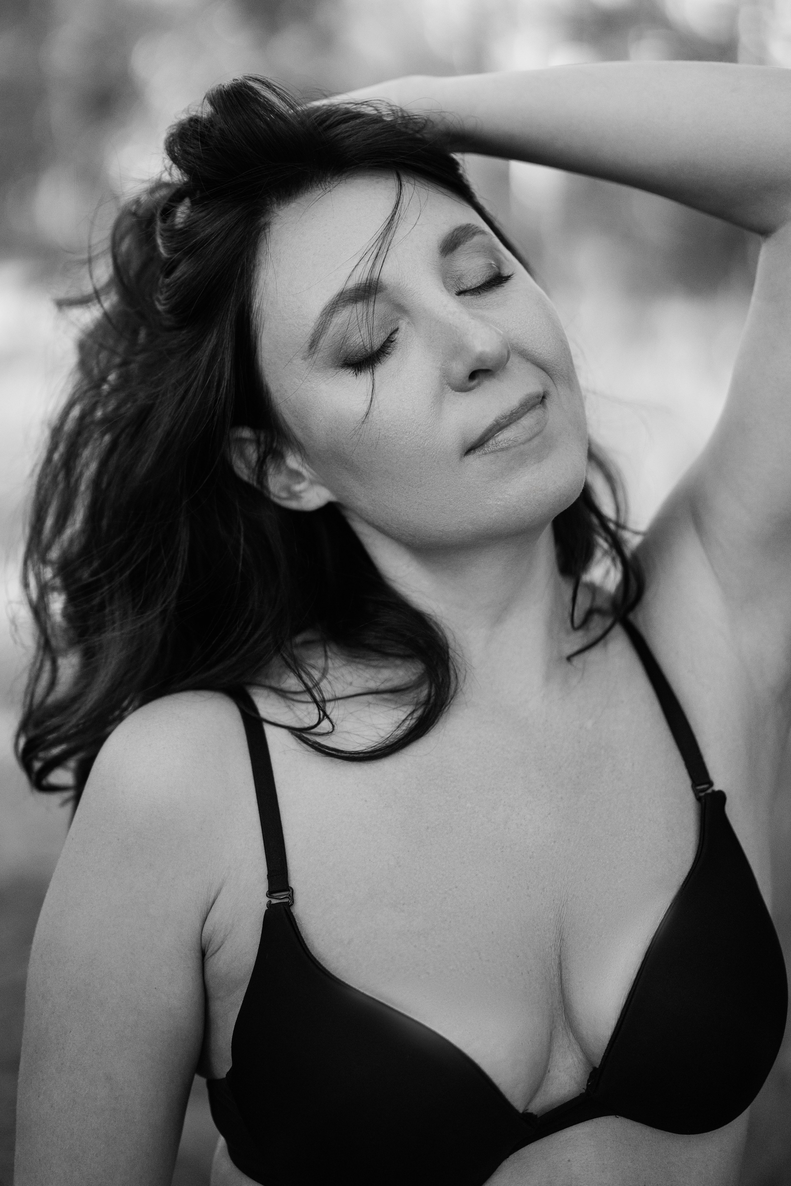 Фотосессия у воды. Женский фотограф в Красноярске