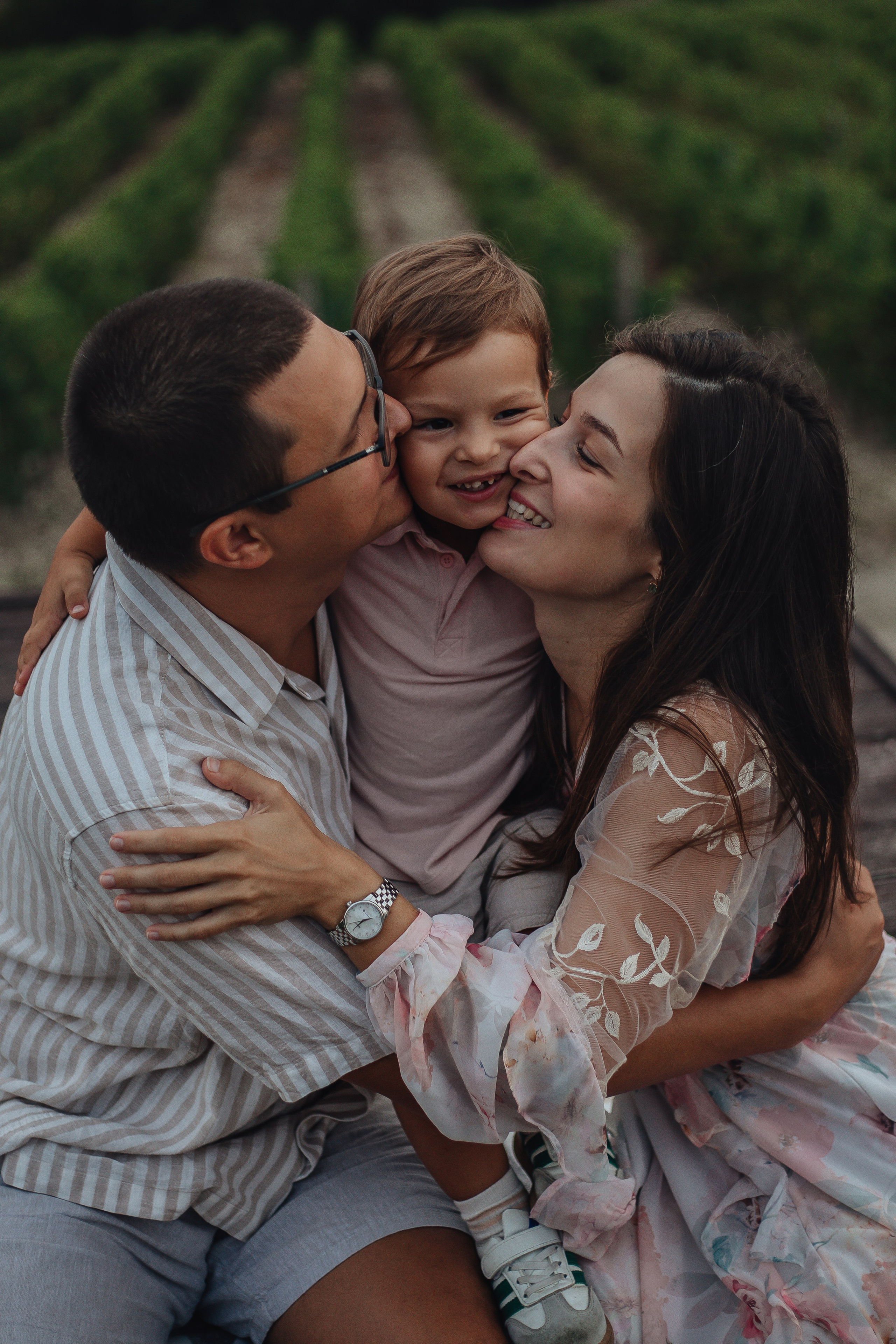 Прогулка у домика виноградаря — о семье, о любви, о счастье ;). Семейный фотограф Новороссийск, Анапа, Геленджик — Юлия Давыдова
