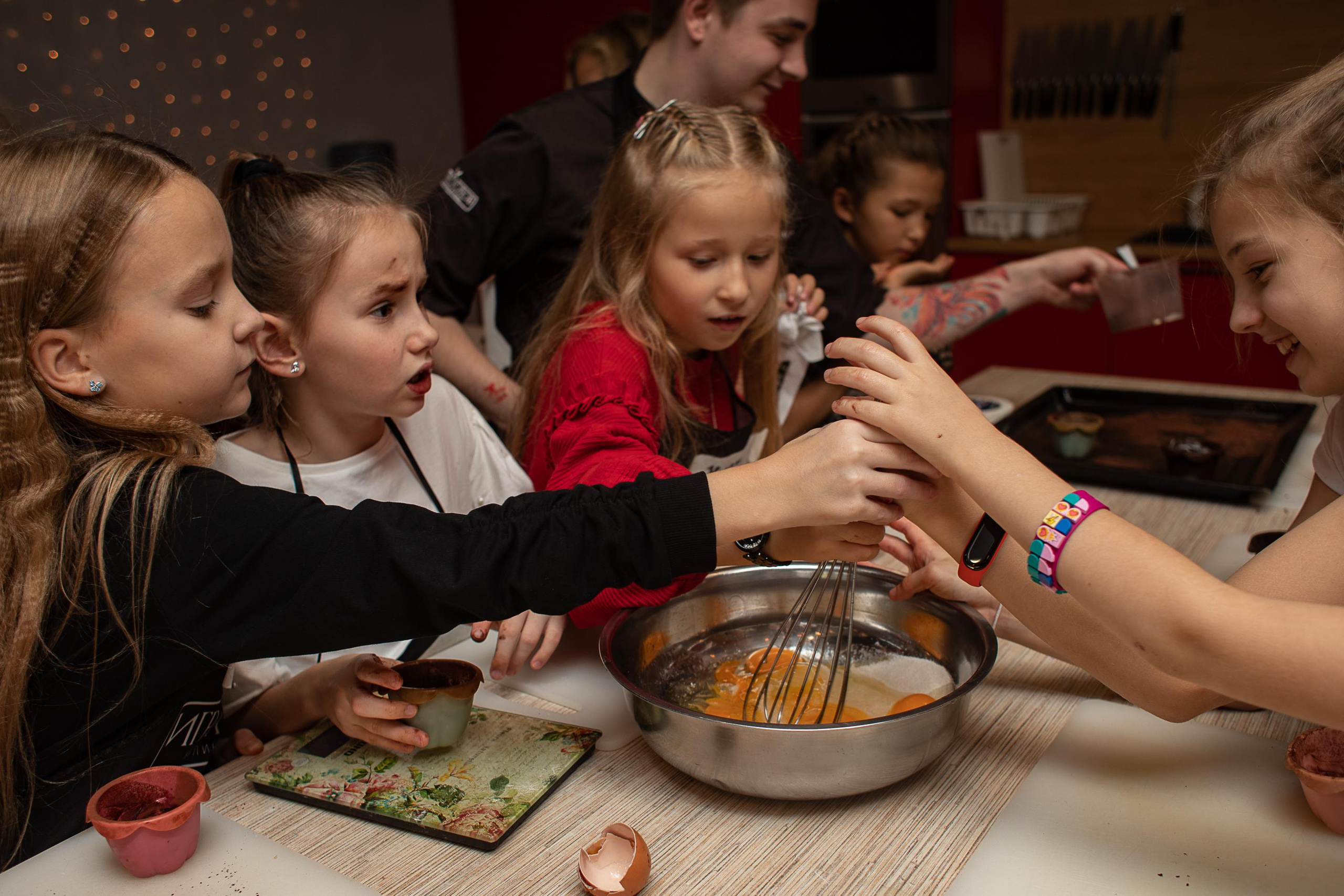 Кулинарная студия номер № 1. Семейный фотограф в Санкт-Петербурге Ева Маркова