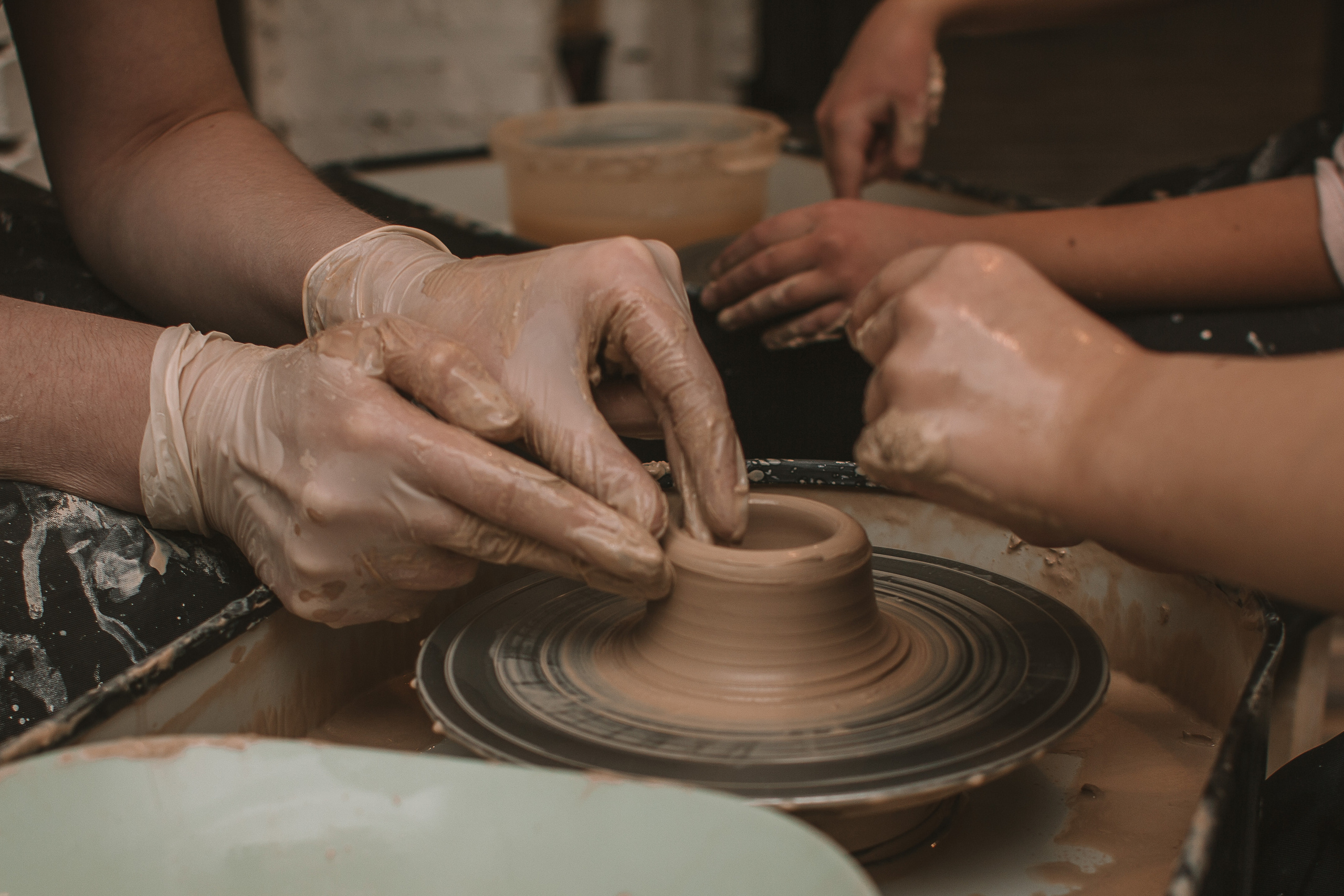 Гончарная студия номер № 1. Семейный фотограф в Санкт-Петербурге Ева Маркова