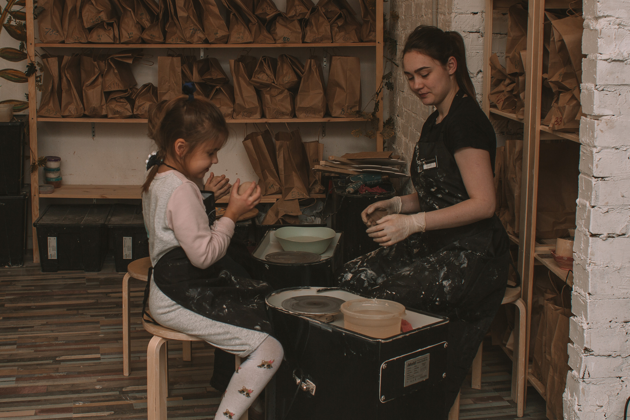 Гончарная студия номер № 1. Семейный фотограф в Санкт-Петербурге Ева Маркова