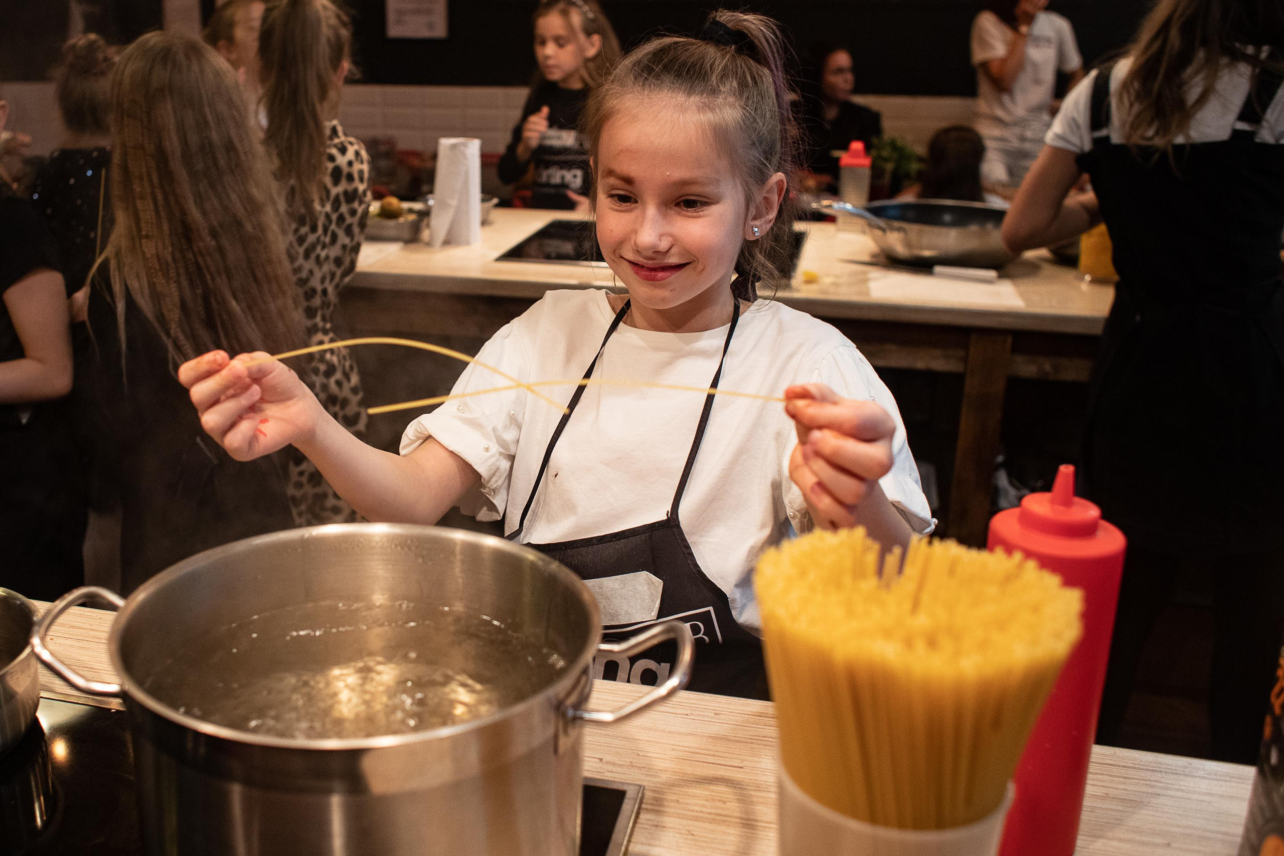 Кулинарная студия номер № 1. Семейный фотограф в Санкт-Петербурге Ева Маркова