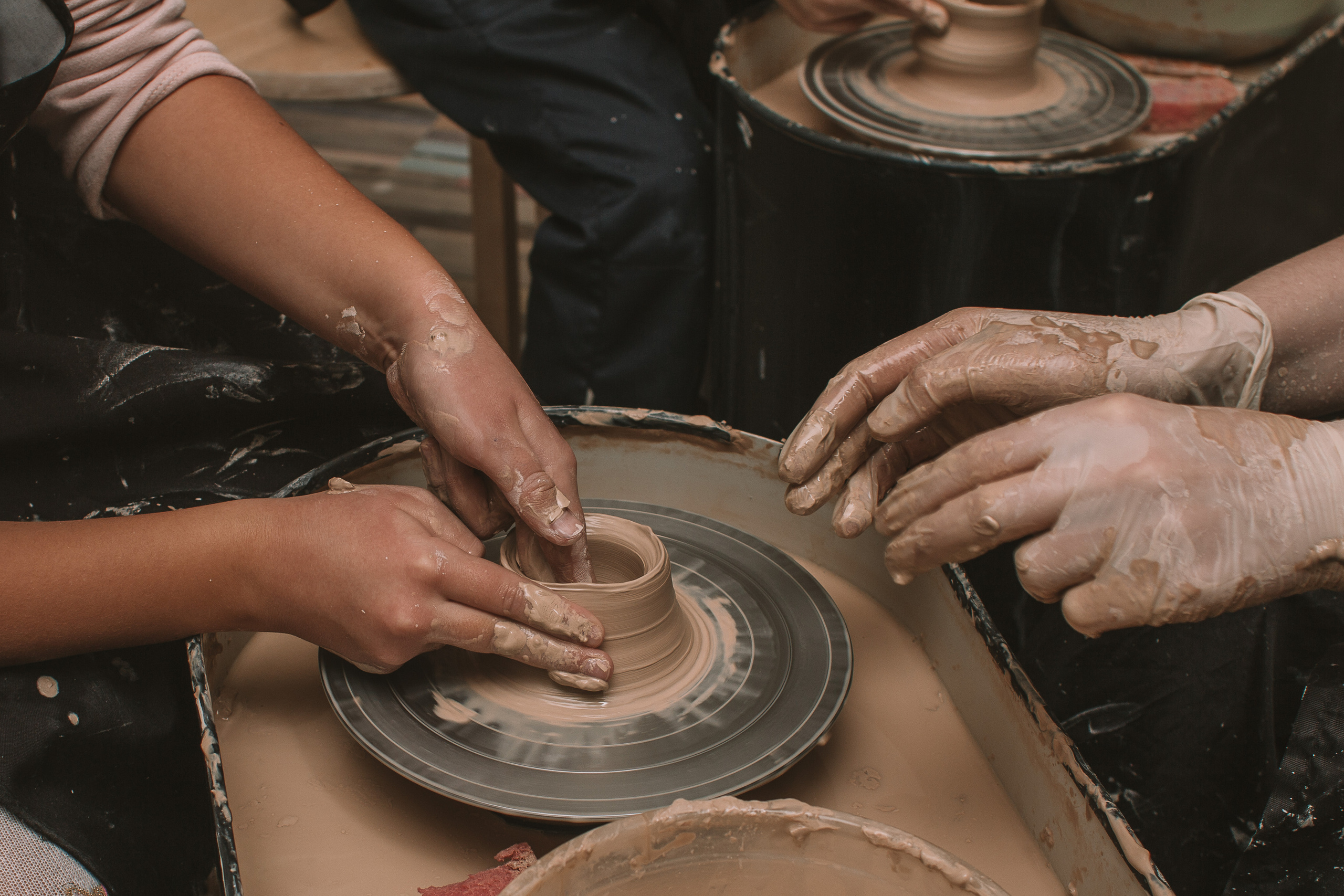 Гончарная студия номер № 1. Семейный фотограф в Санкт-Петербурге Ева Маркова