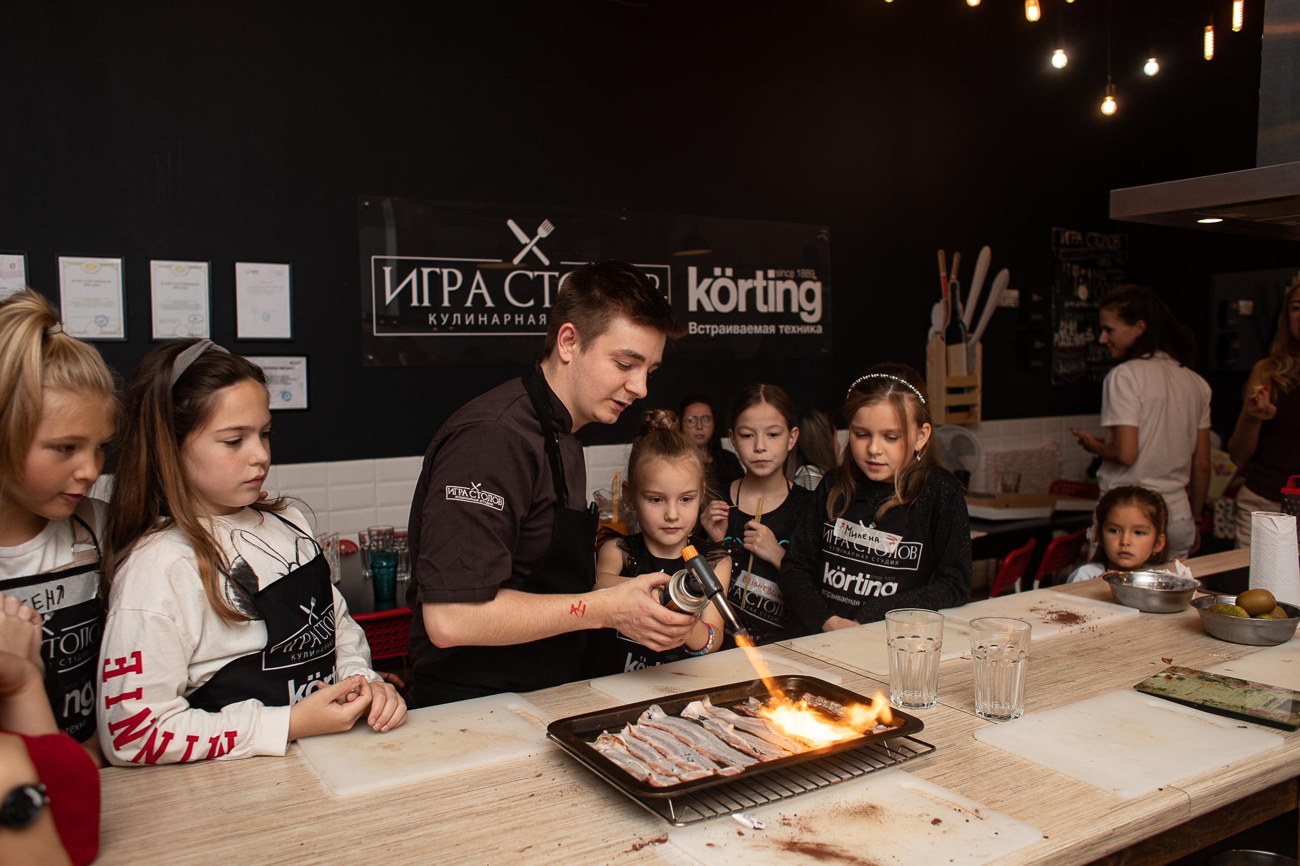 Кулинарная студия номер № 1. Семейный фотограф в Санкт-Петербурге Ева Маркова