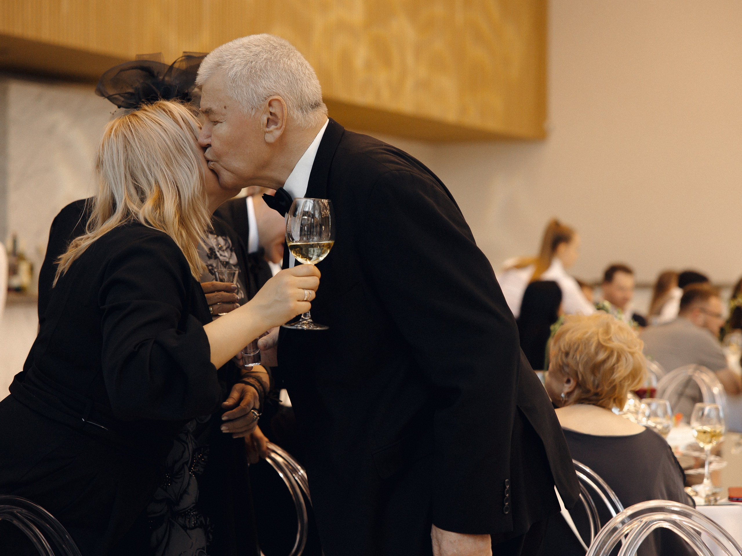 ПОЛИНА И ГЛЕБ, ПАРК СИТИ. Свадебный и индивидуальный фотограф в Челябинске Евгения Негодяева