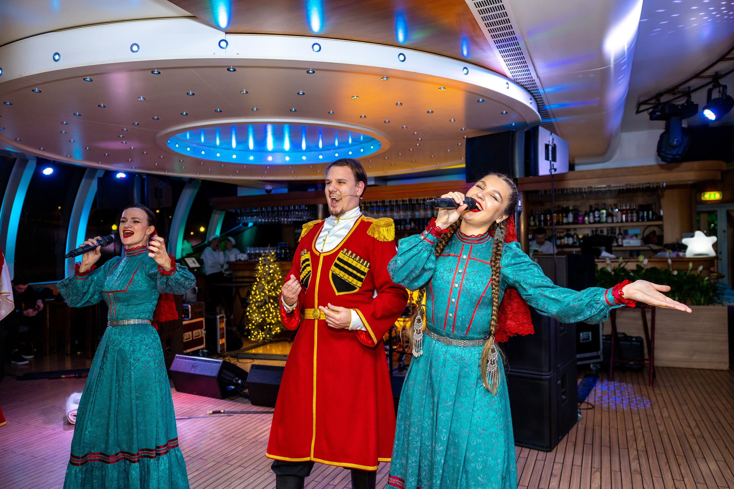 Корпоратив на теплоходе. Дарья Бухреева — фотограф, видеограф и фототерапевт. Москва и мир