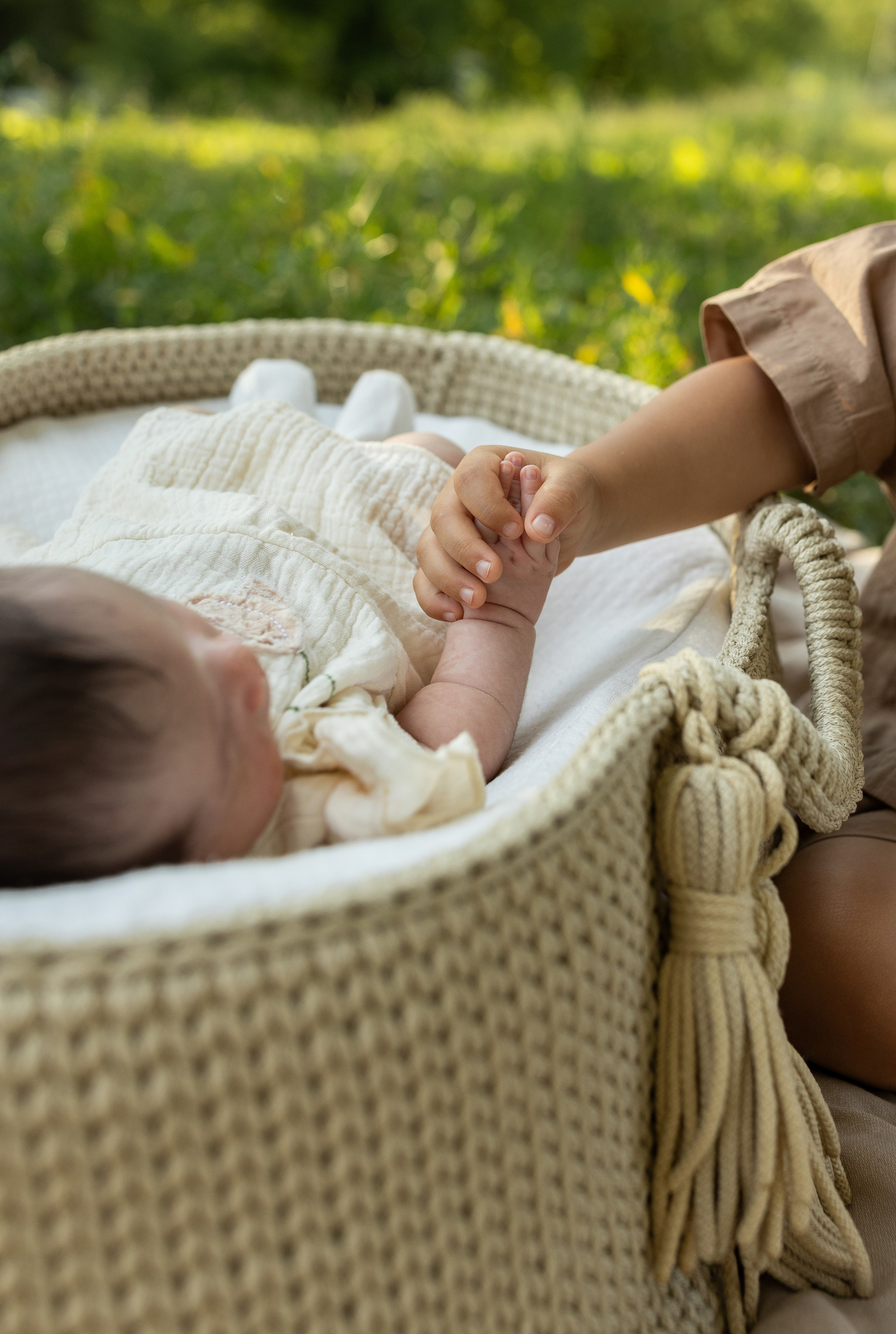 1 месяц Саше — летний пикник в парке. Семейный и детский фотограф в Москве Олеся Маркина