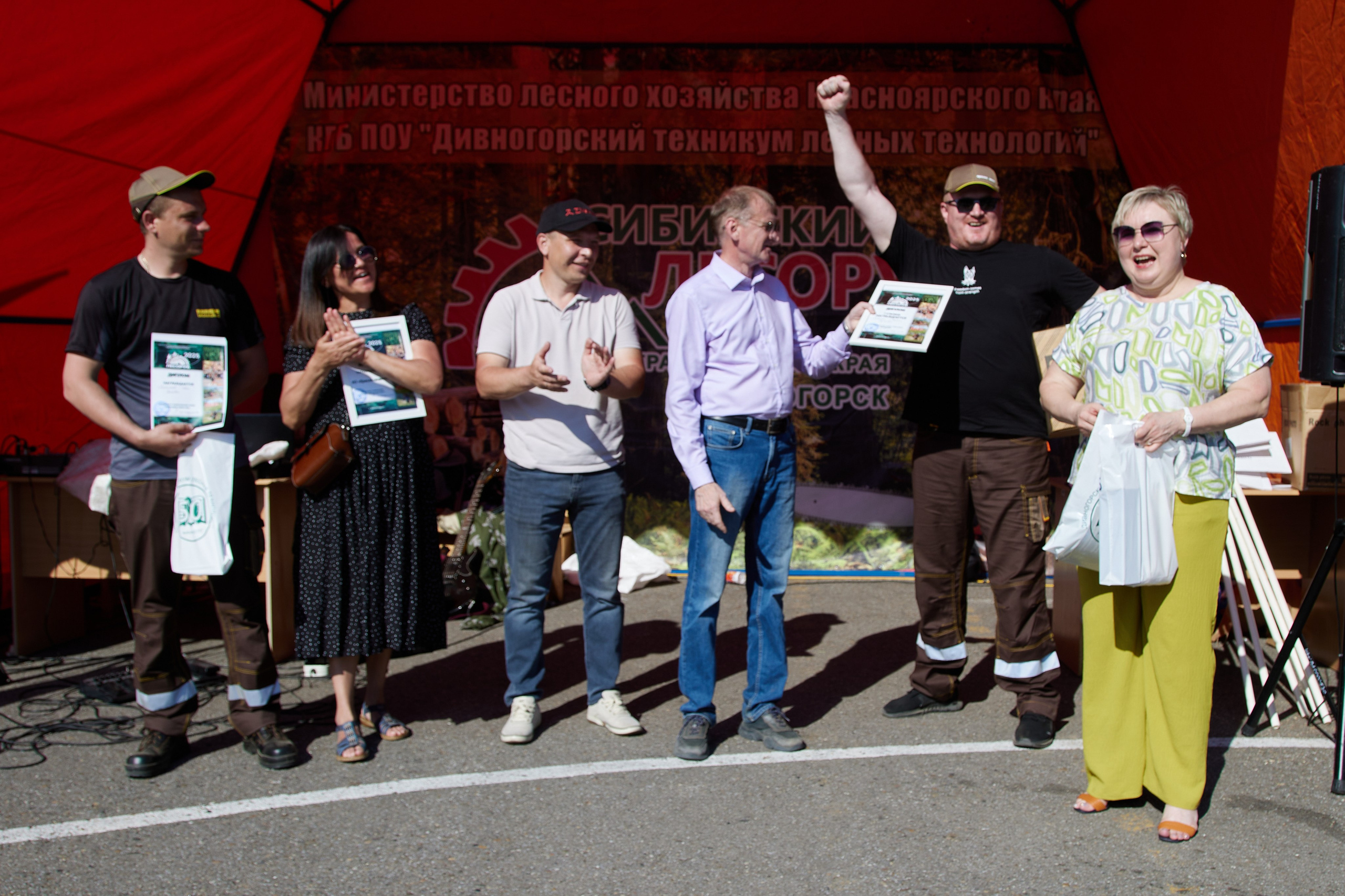 Всероссийские соревнования СИБИРСКИЙ ЛЕСОРУБ 2025. Фотограф Москва Concerts photo / Fashion photо