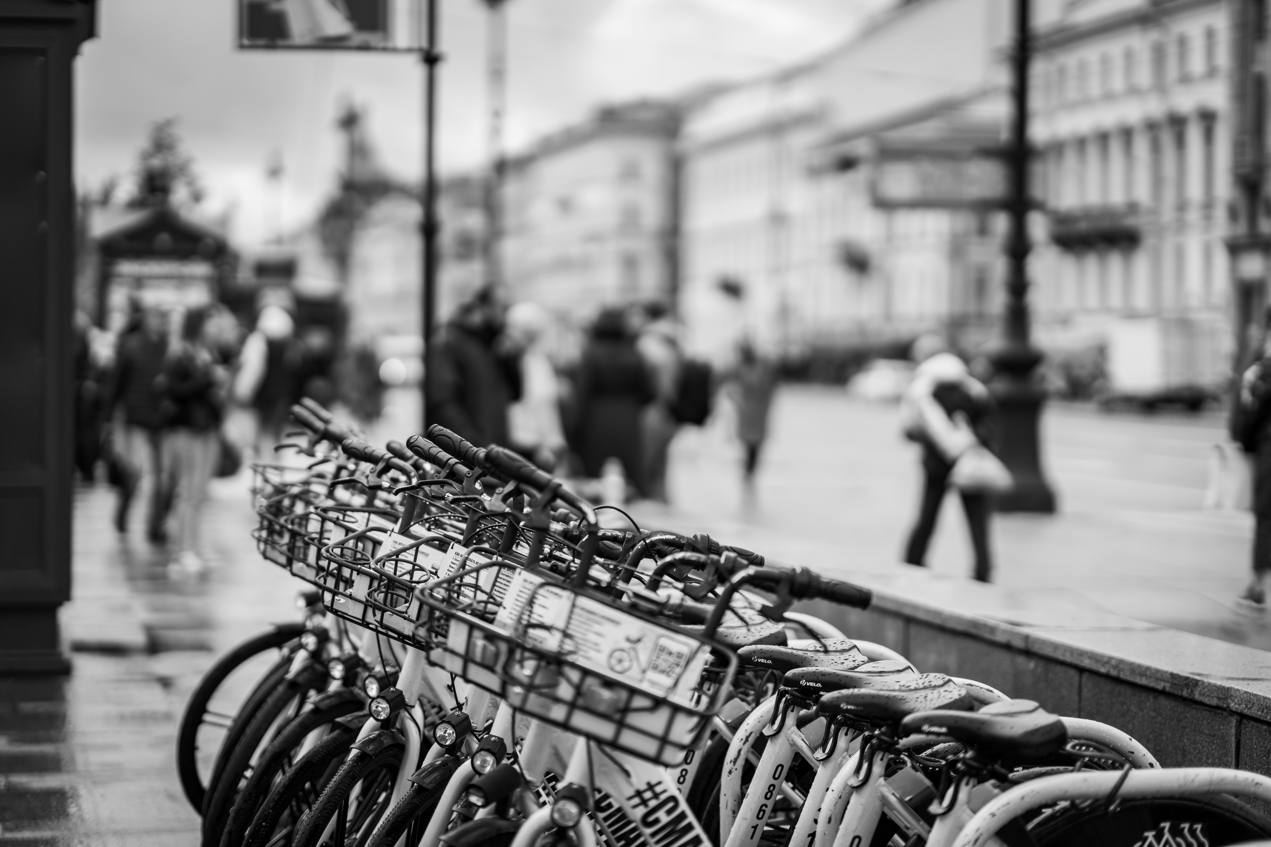 Станция городского проката велосипедов на Невском проспекте в Питере