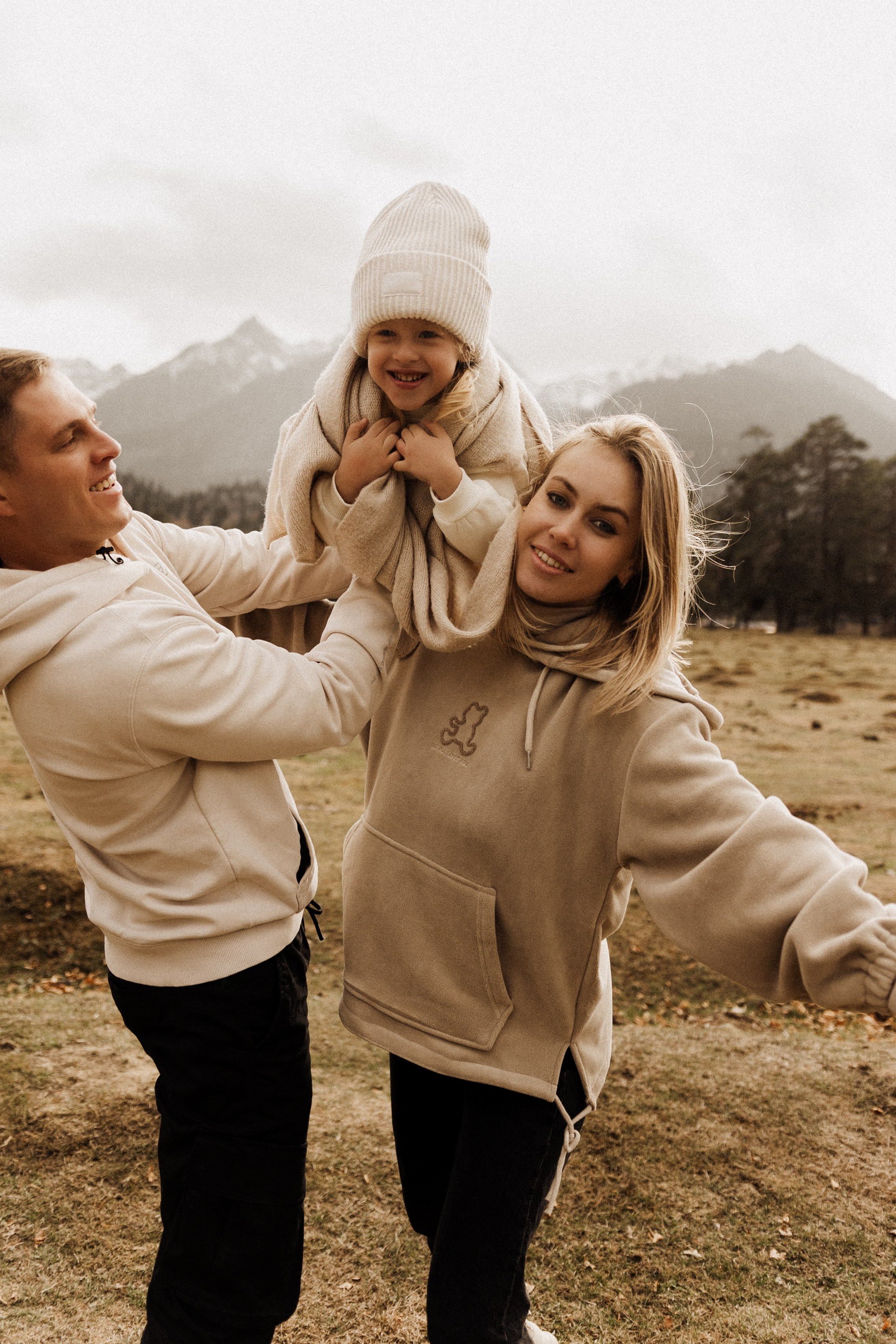 ДОМИК В ГОРАХ. Фотограф Настя Конник | Пятигорск | Эльбрус | Домбай | Архыз