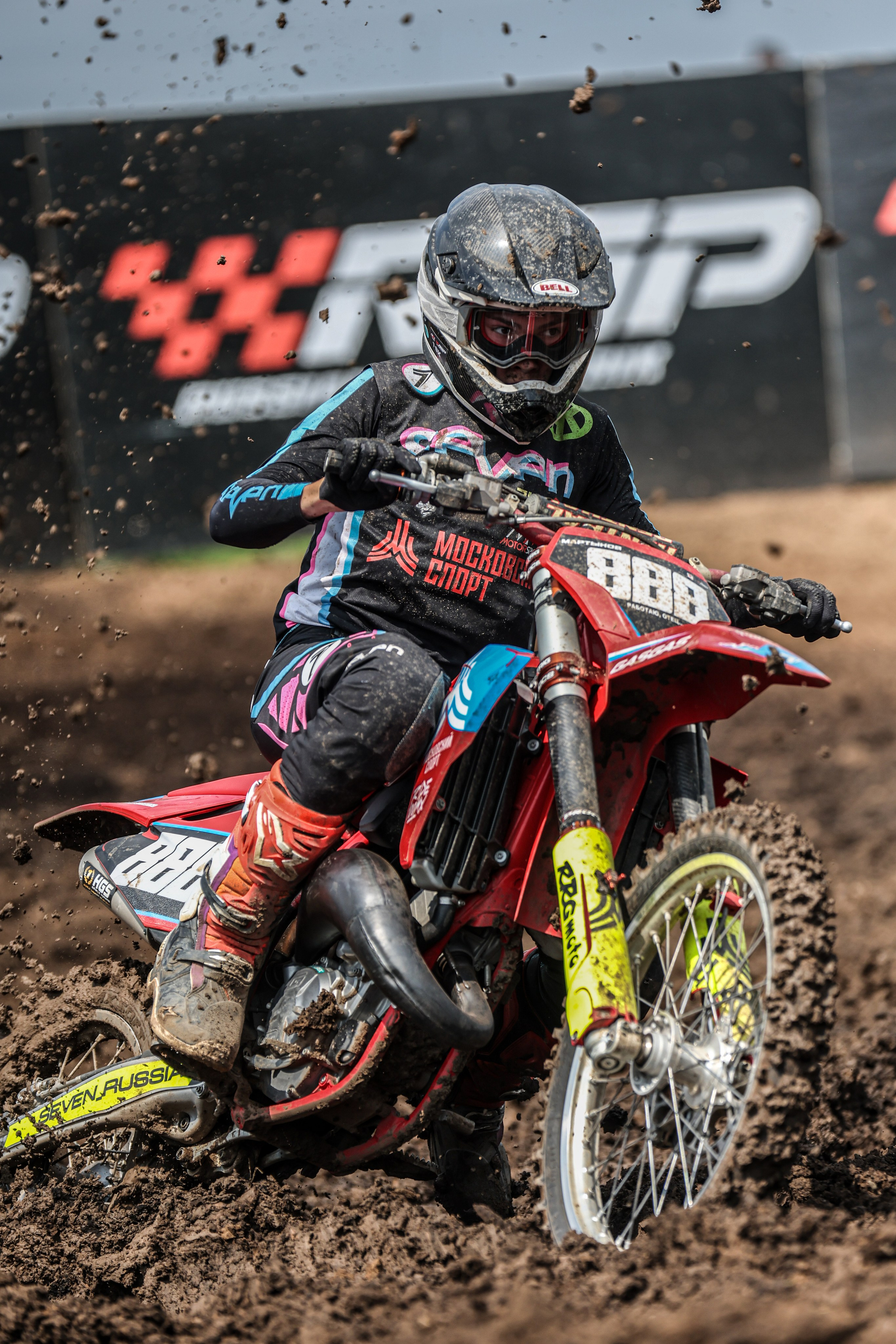 Мотокросс. Спортивный фотограф в Сочи Красной поляне Сергей Канада