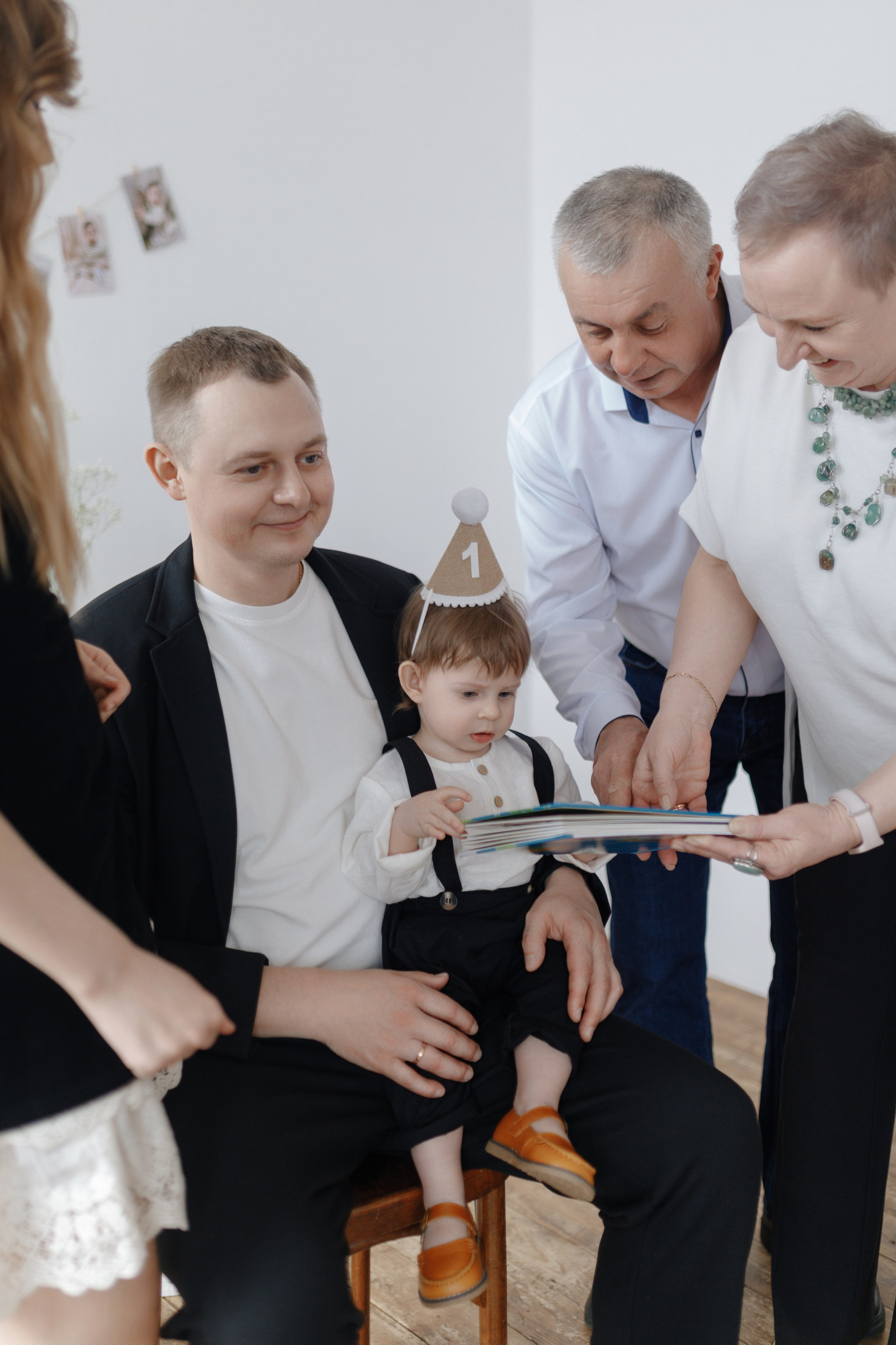 Арсению Годик. Главная