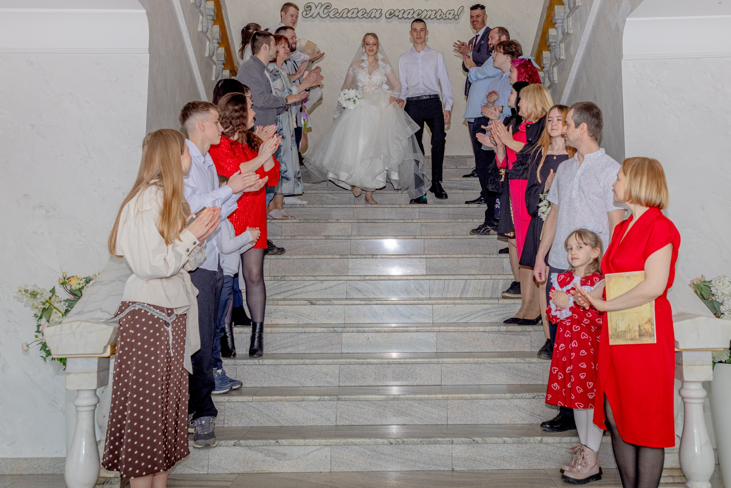 Пример одной свадьбы ЗАГС, ресторан. Фотограф в Туле Крупский АнДРей. Фотостудия «КАДР71» в Туле