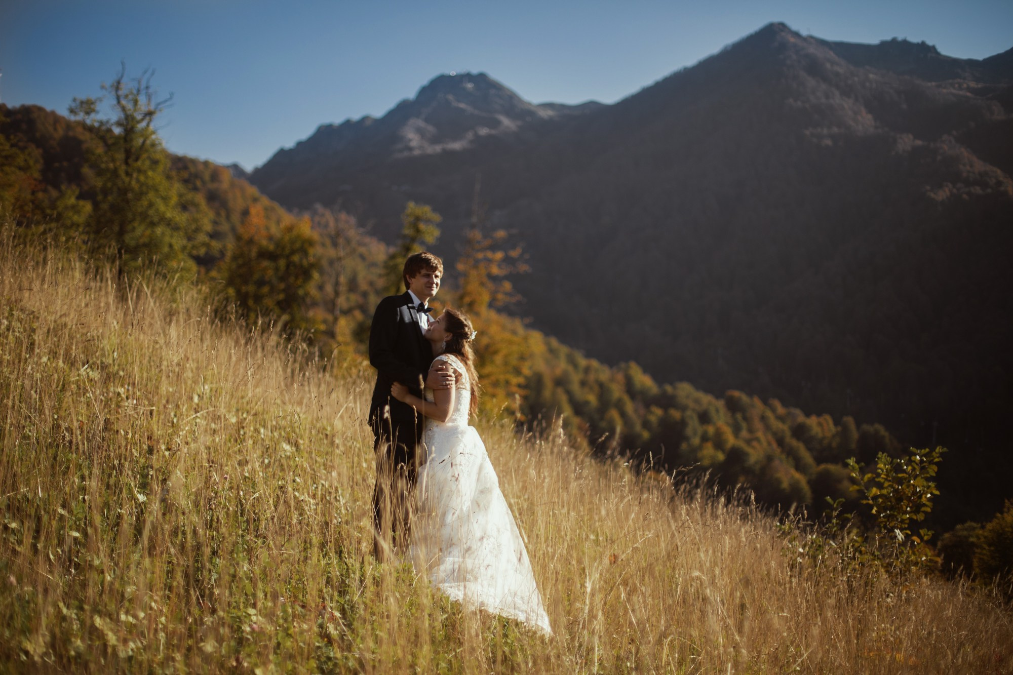 Свадебная прогулка Владимира и Ольги. Красная Поляна. Репортажный и постановочный Наталья Санникова