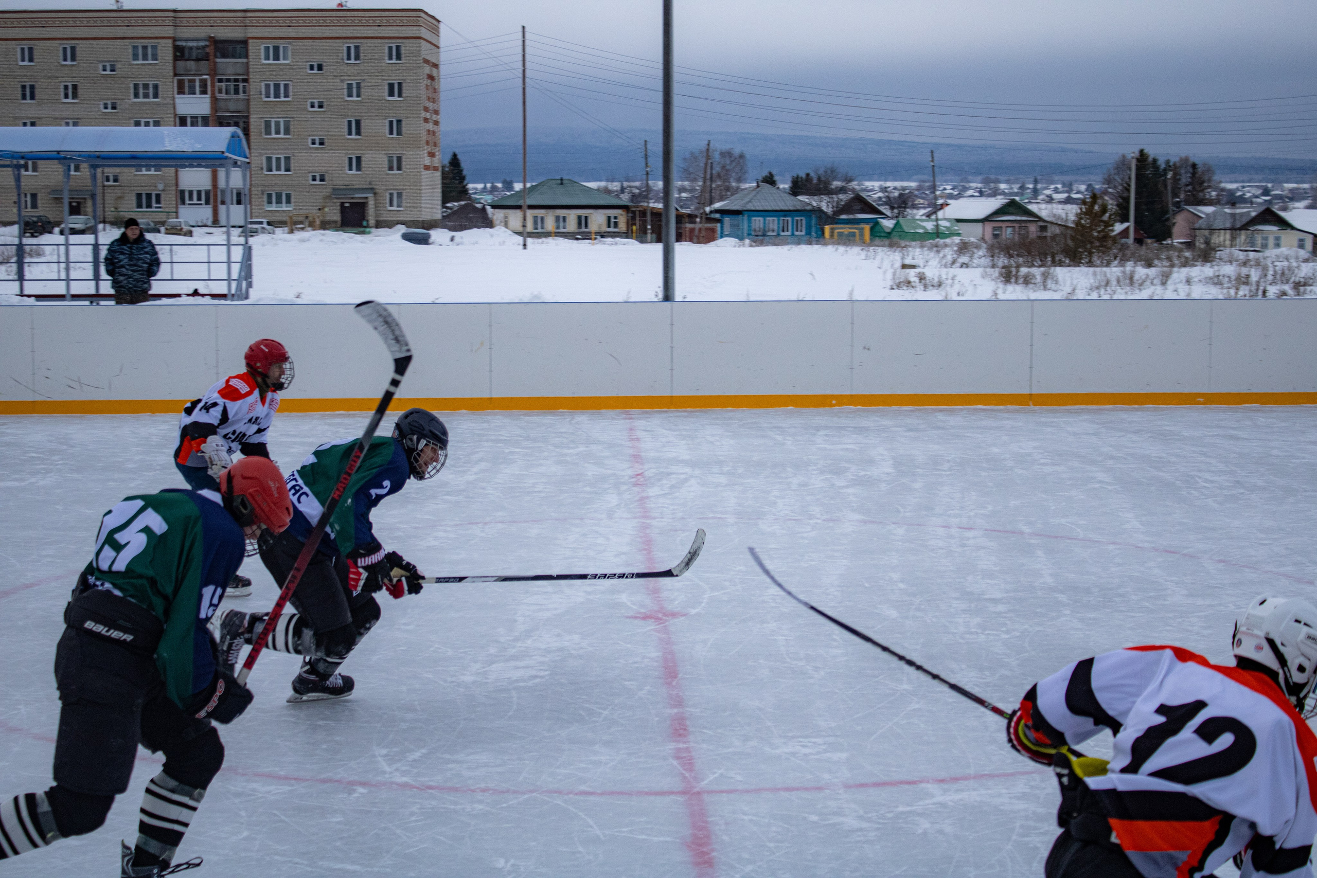 Хоккей г.п Атиг-г.Нижние Серги