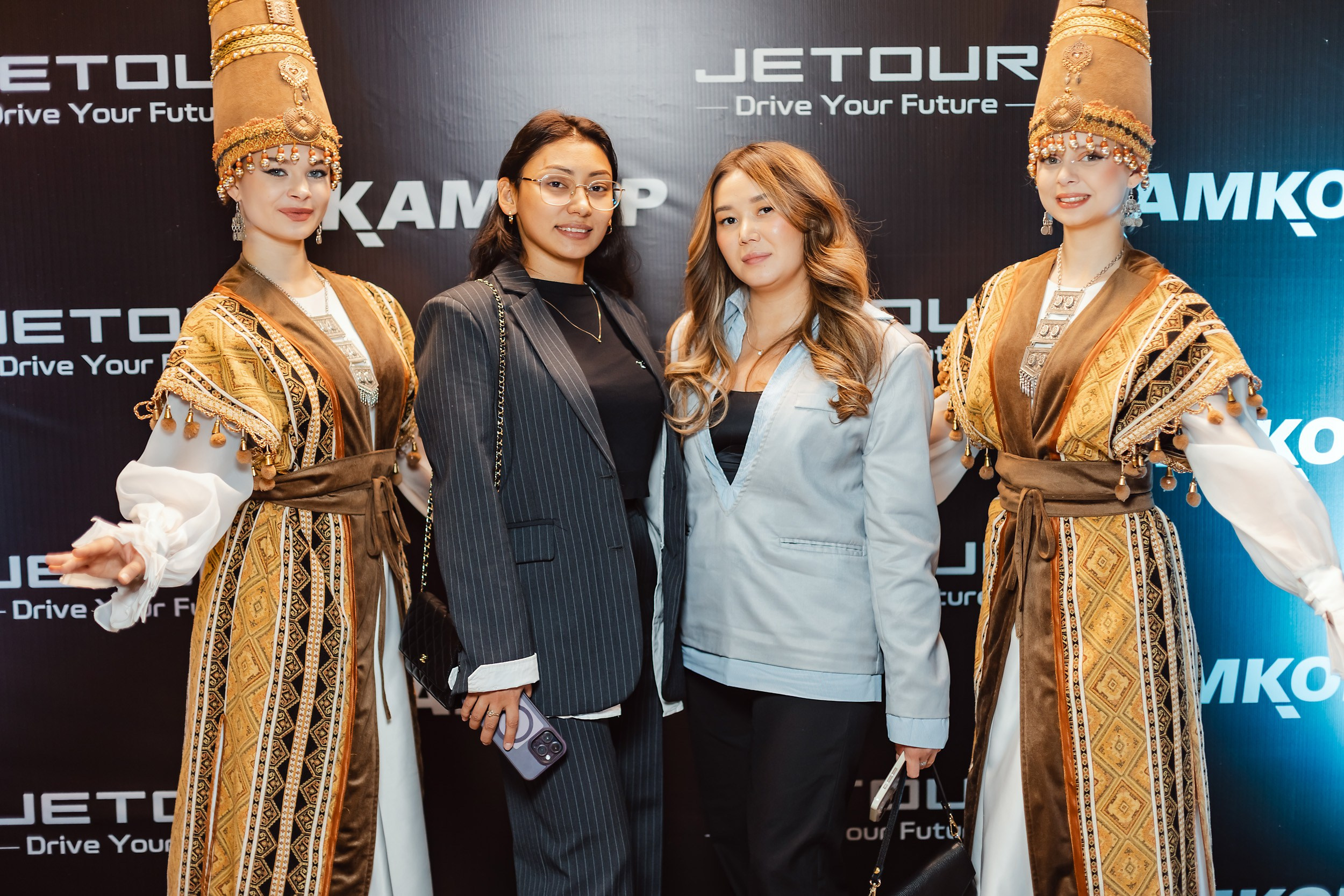 Открытие Jetour. Кипятком Павлодар