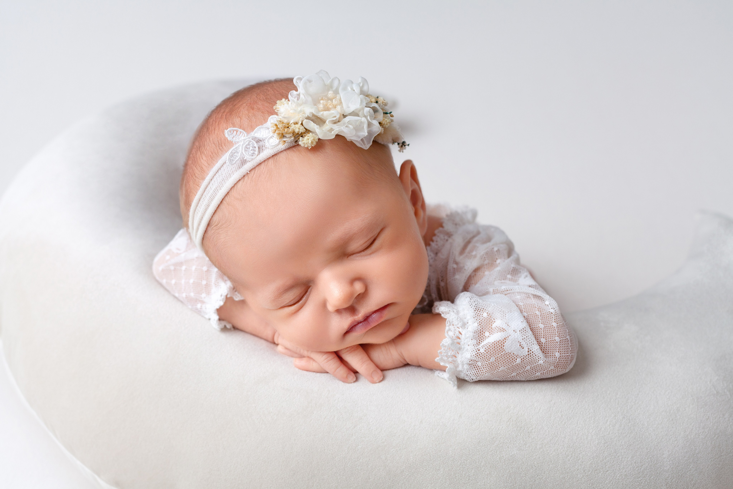 PH @milaarsenyeva_. Retoucher Aleksmokh