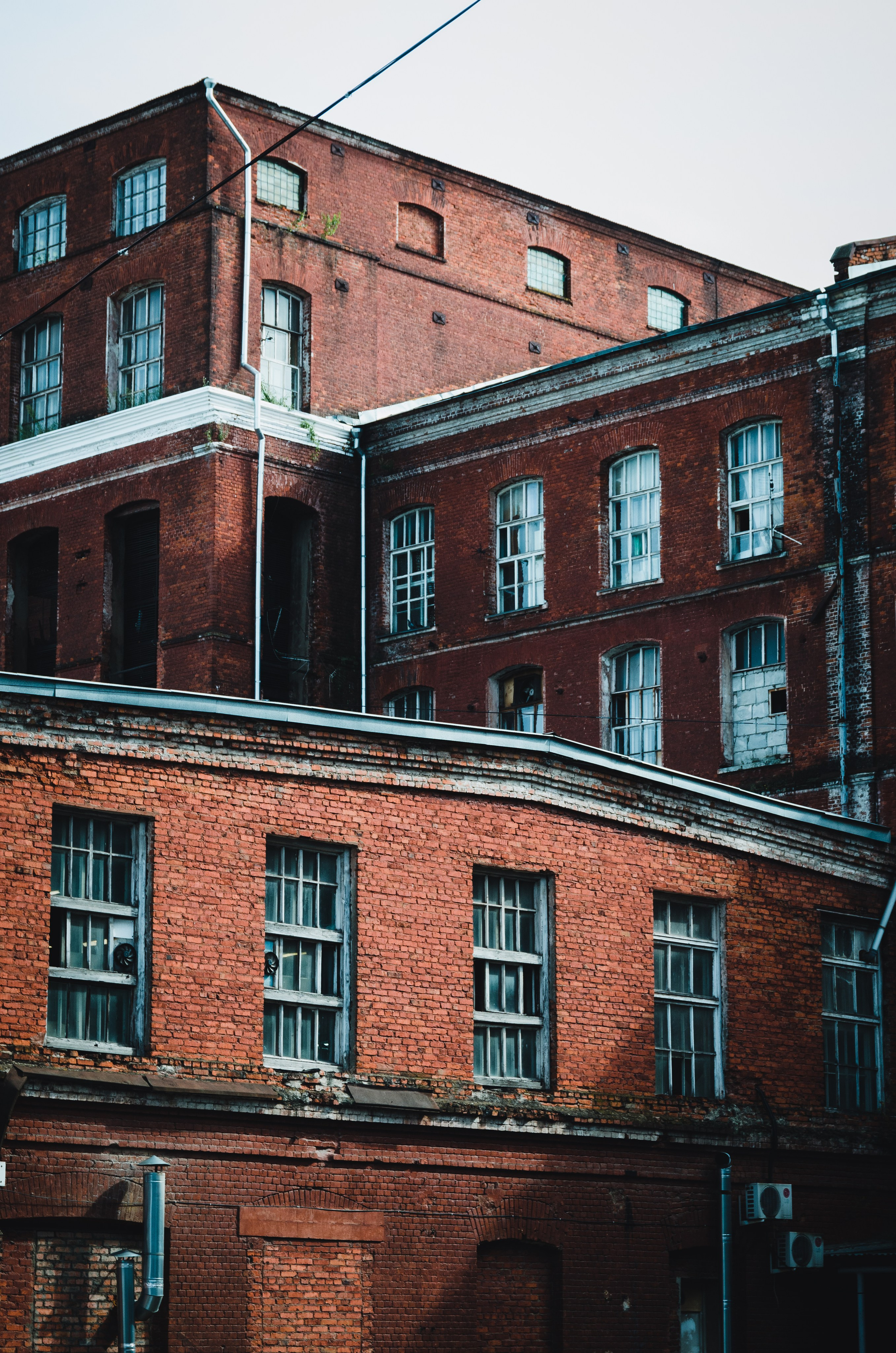 Здание завода