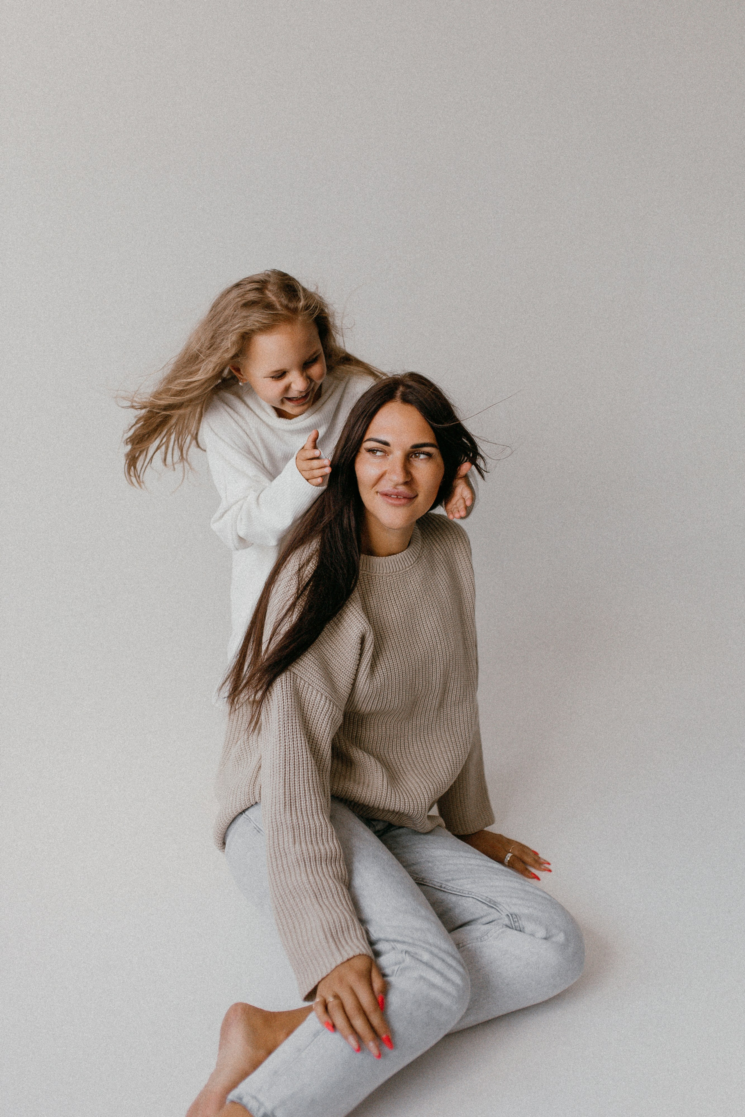 Есения и мама. Семейный фотограф Губкин/Старый Оскол