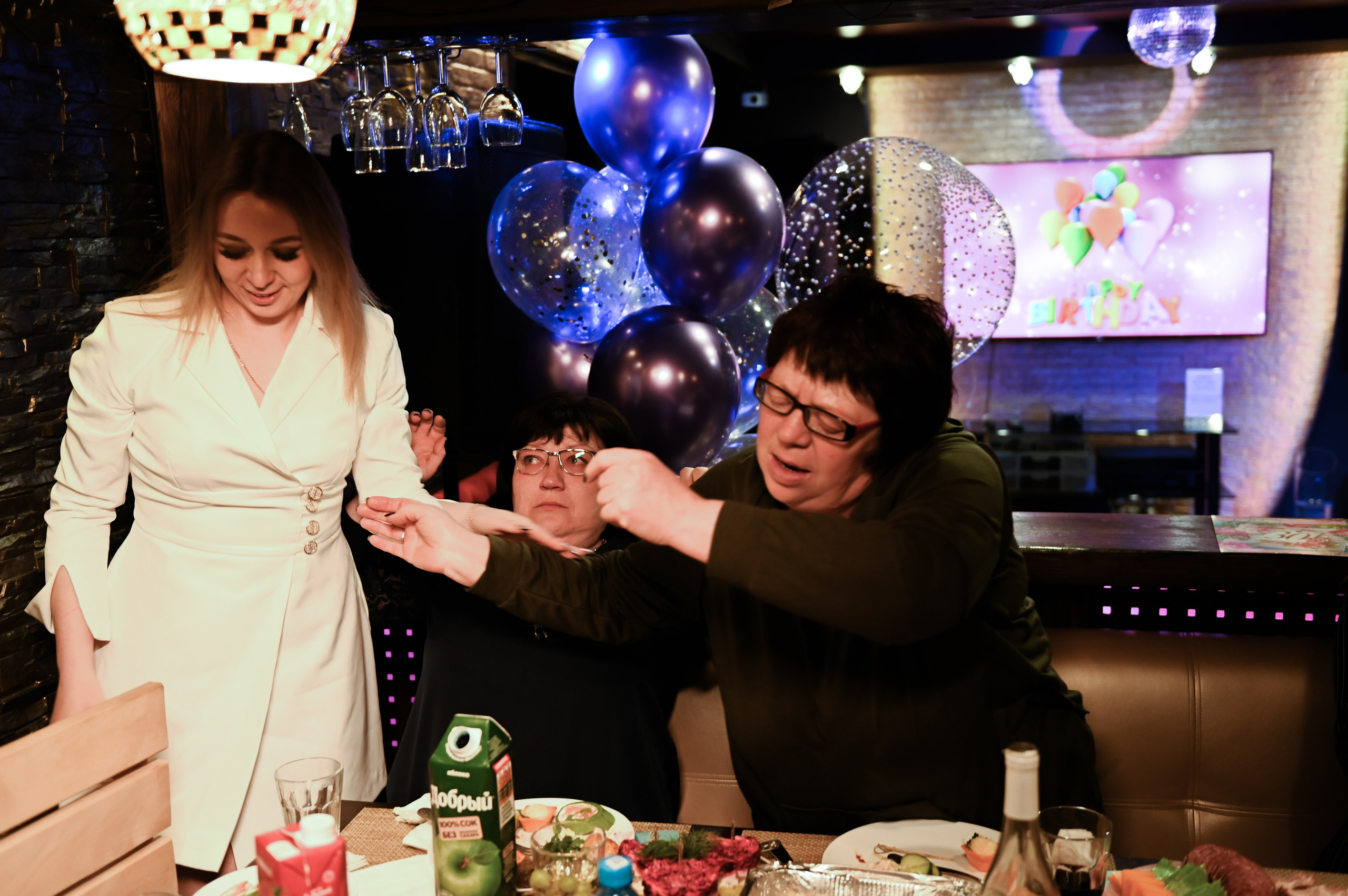 День рождения. Свадебный, семейный, детский, контент фотограф в Омске Максим Ильин