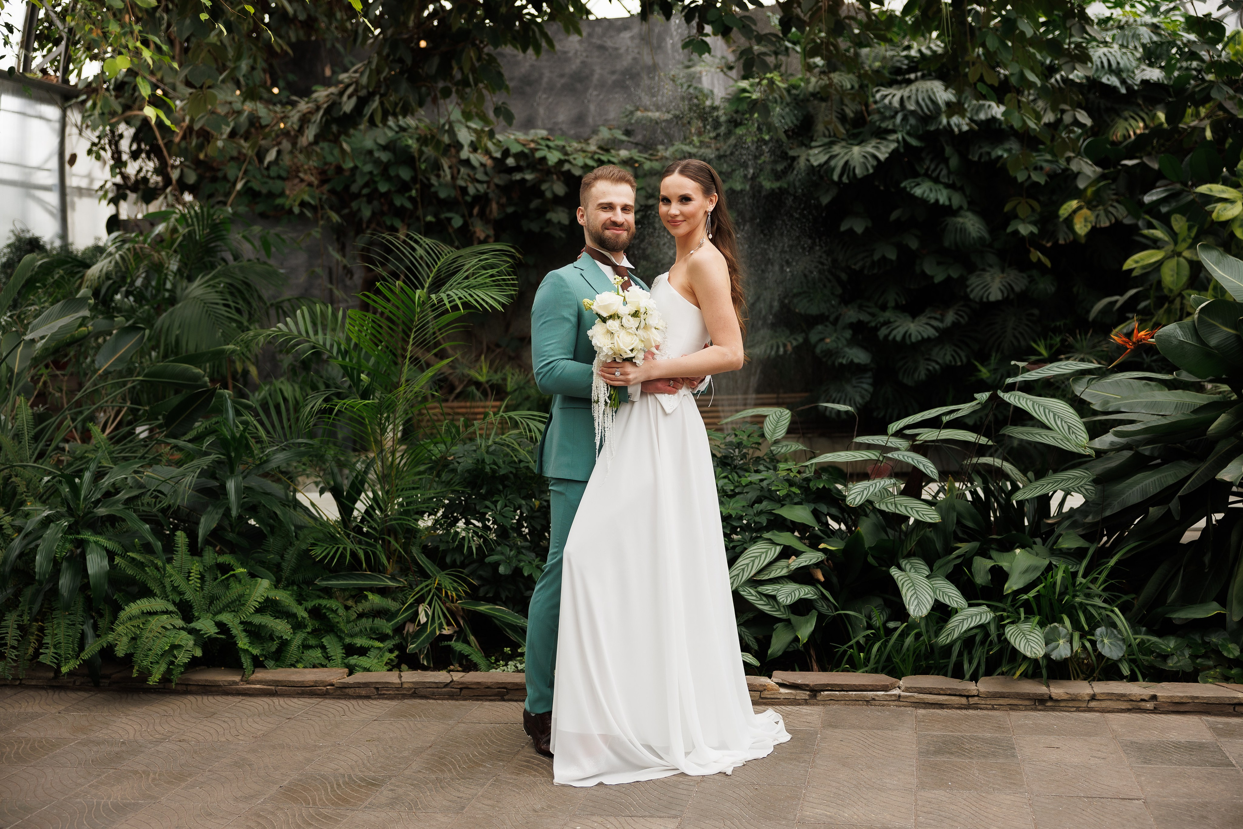 Свадебная прогулка в оранжерее. Питер. Свадебный и семейный фотограф в Москве Красинская Мария