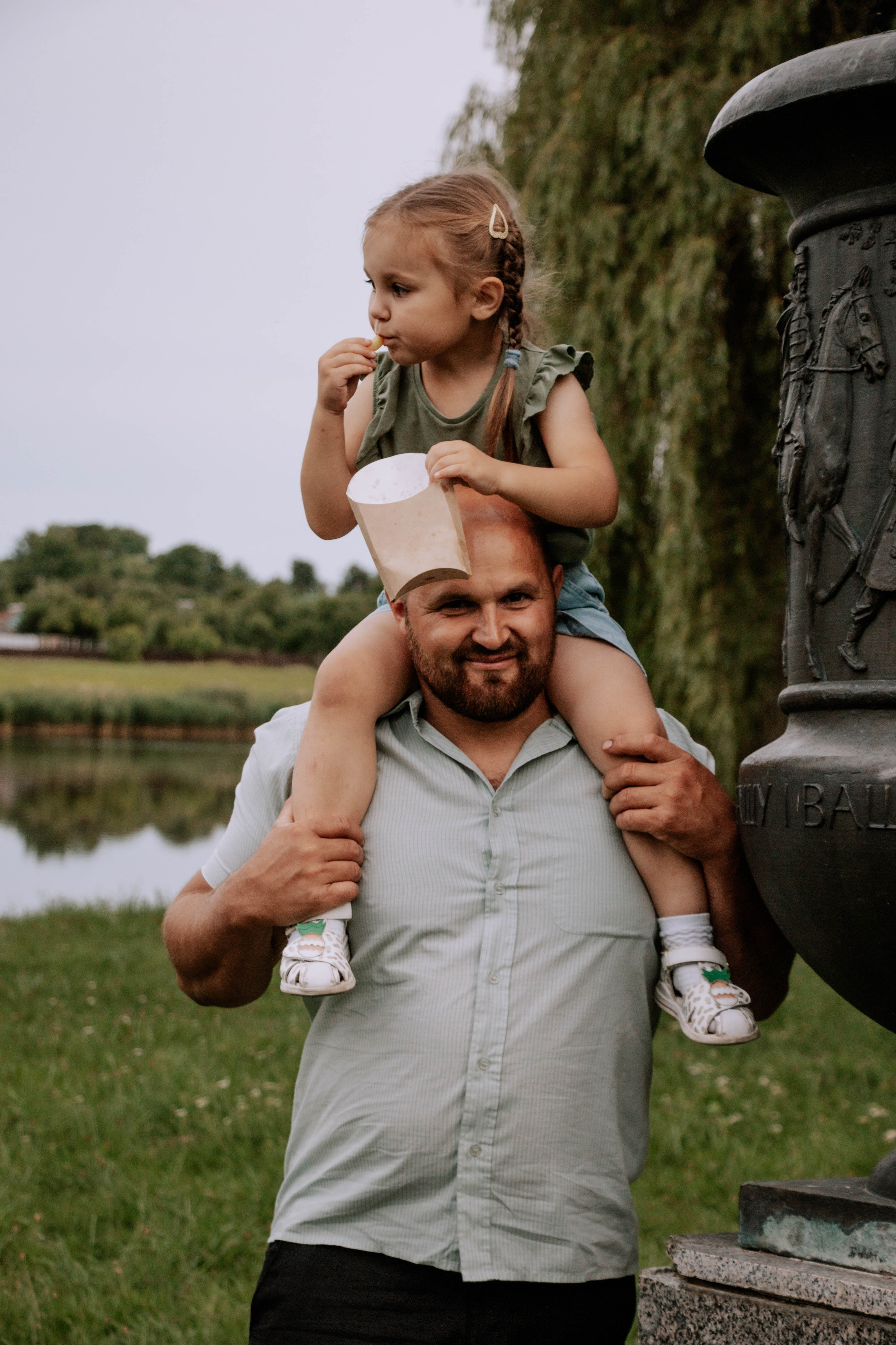 Алексей, Римма, Аннушка и Полина. Бережно сохраняю ваши чувства и истории на своих фотографиях