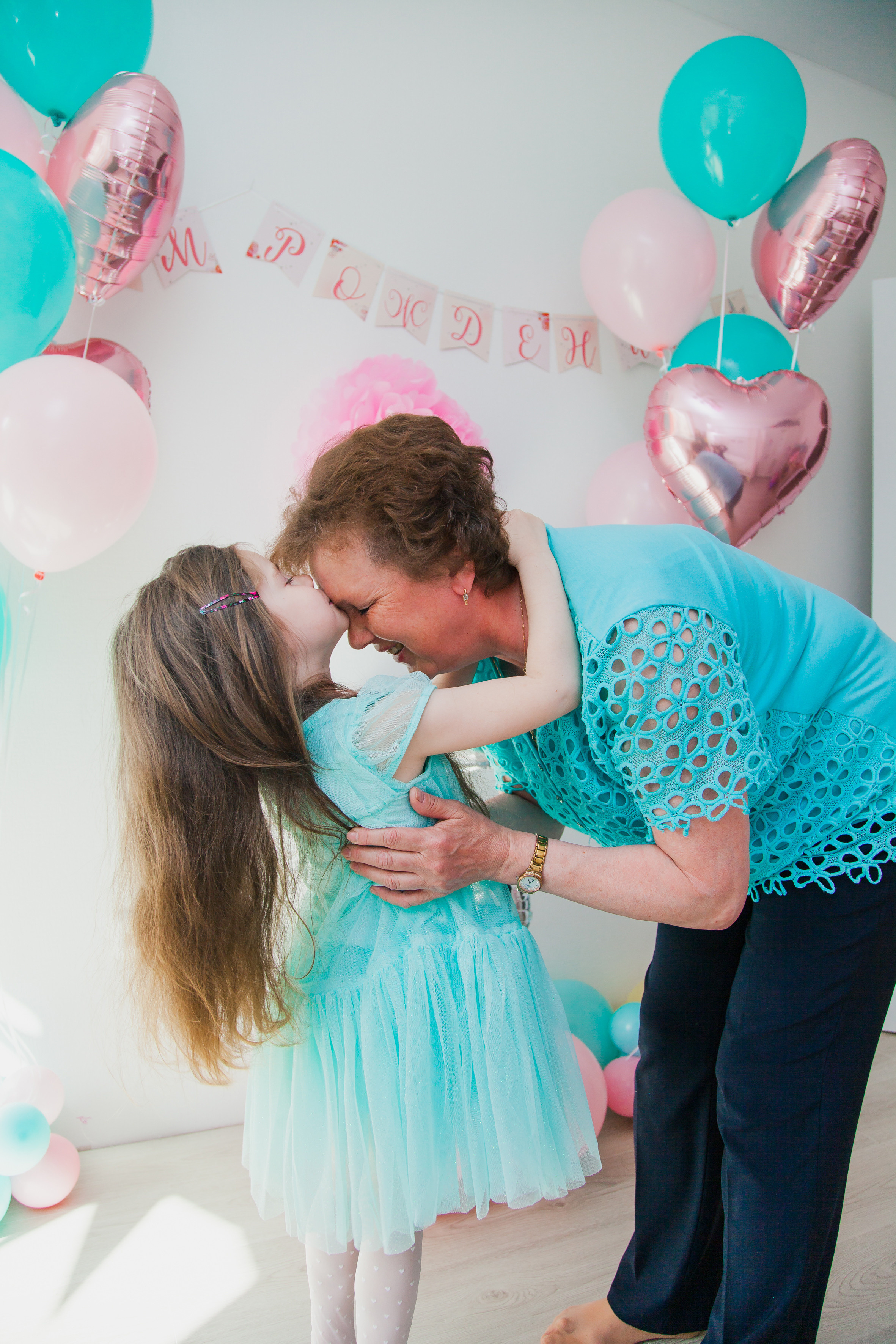Вике 5 лет. Домашняя фотосессия. Семейный и детский фотограф