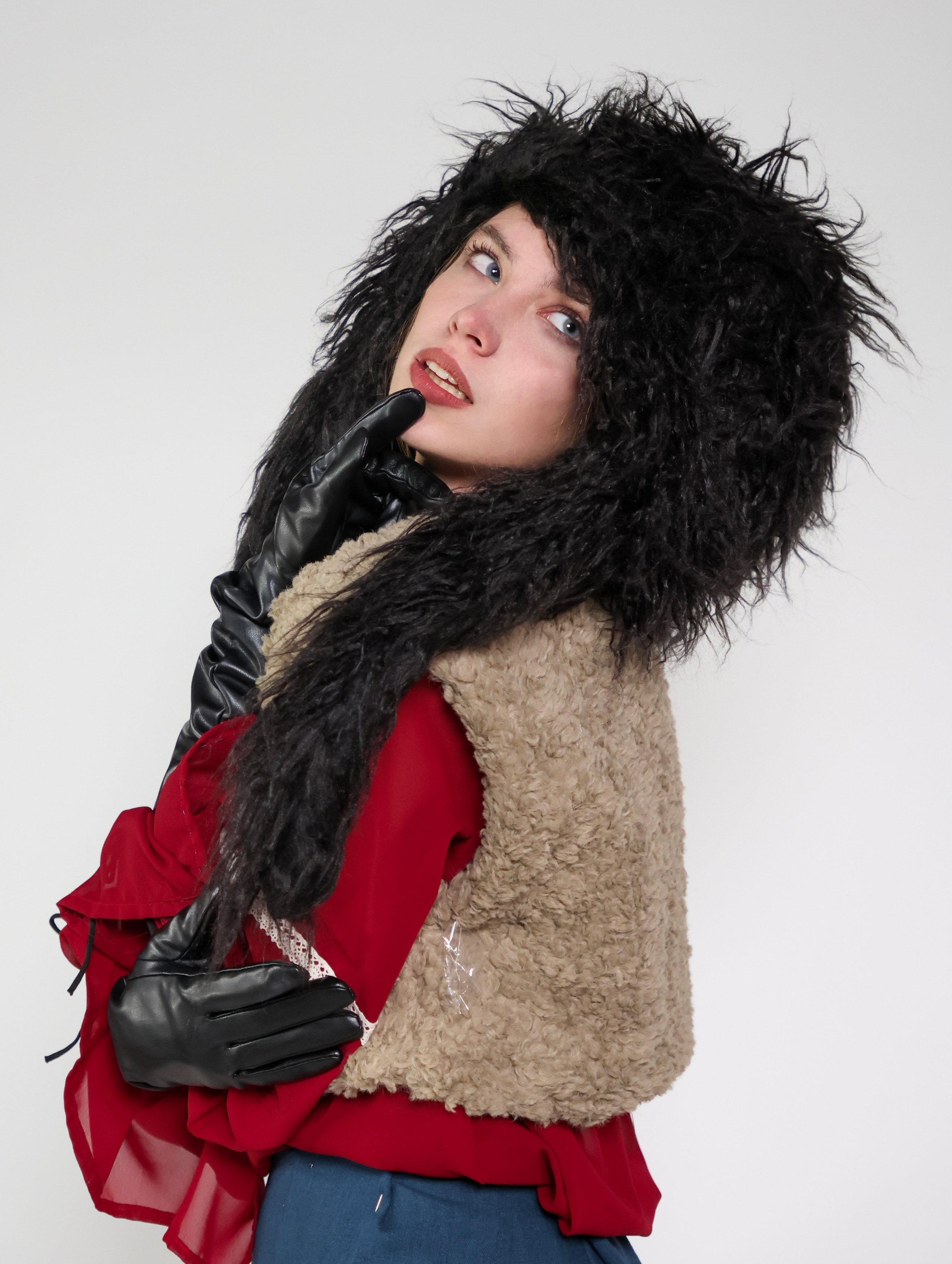 Ретро коммерция. Костюмер, художник кино и телевидения в спб